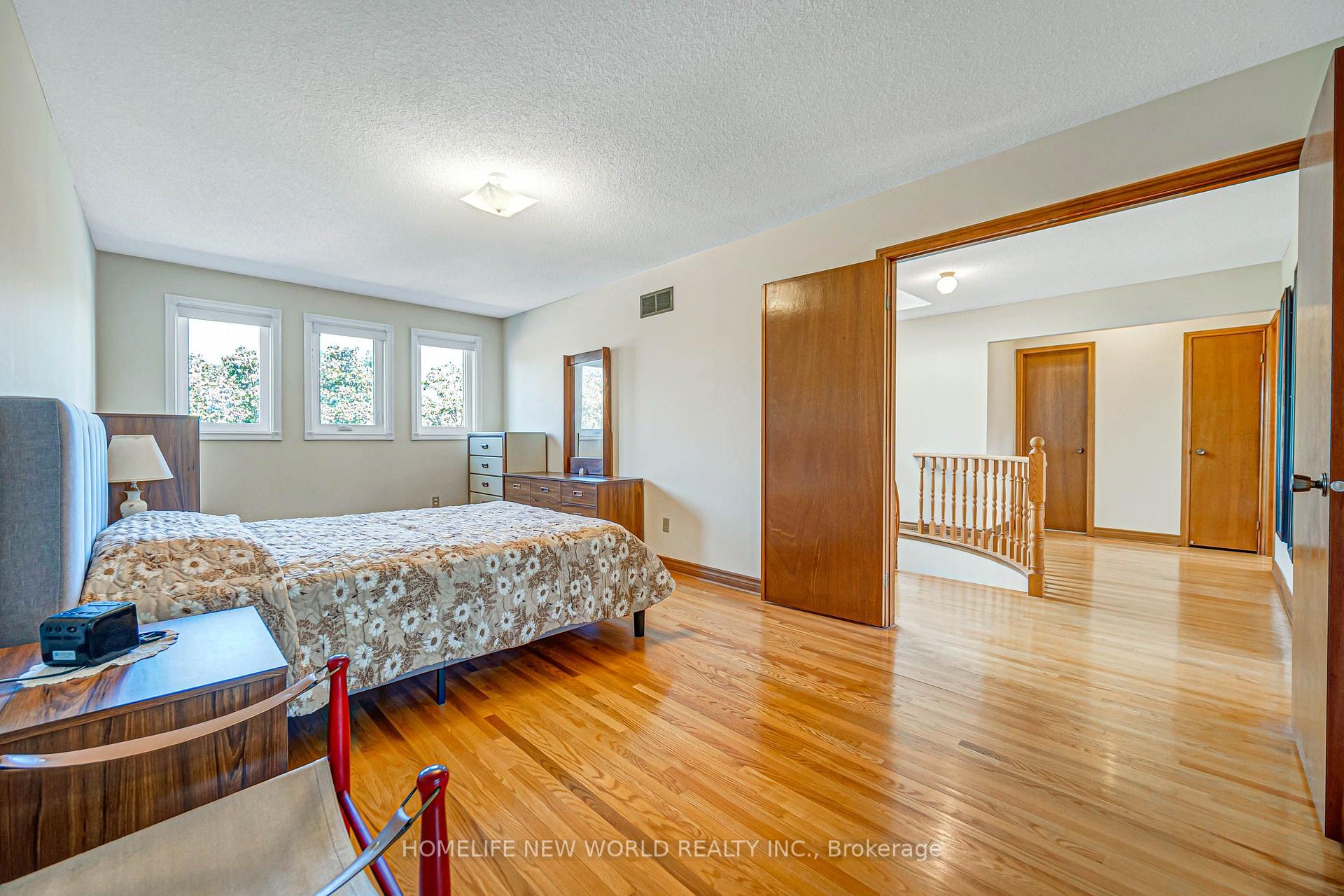 Photo 21 of 36 Purcell Square, Scarborough, Steeles — HOMEH