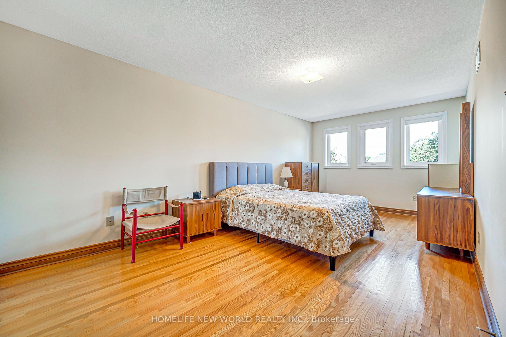 Photo 22 of 36 Purcell Square, Scarborough, Steeles — HOMEH
