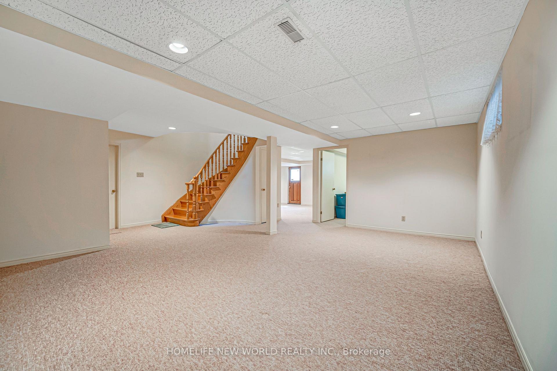 Photo 30 of 36 Purcell Square, Scarborough, Steeles — HOMEH