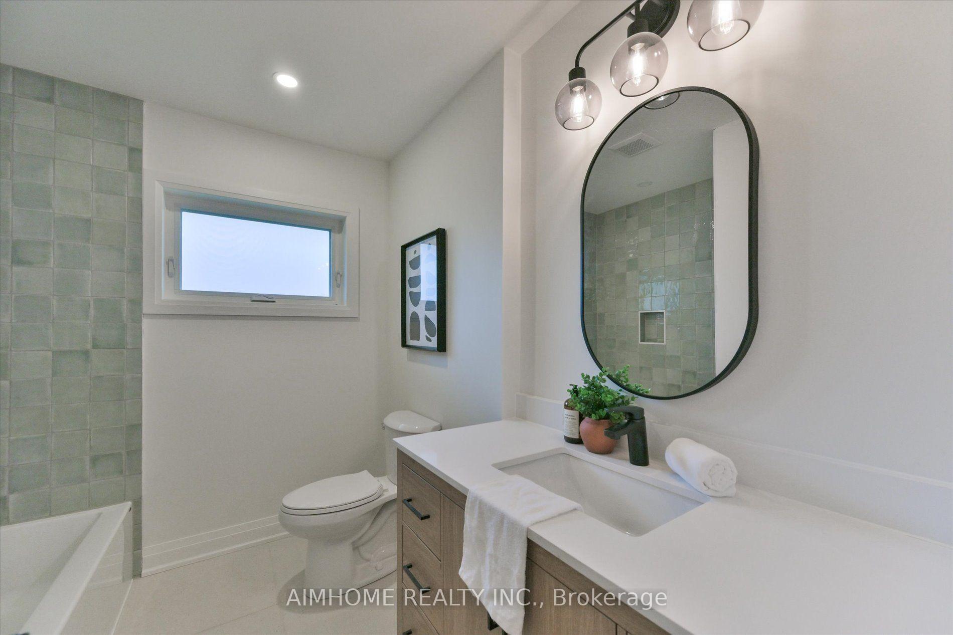 Photo 20 of 121 Wyndcliff Crescent, North York, Victoria Village — HOMEH