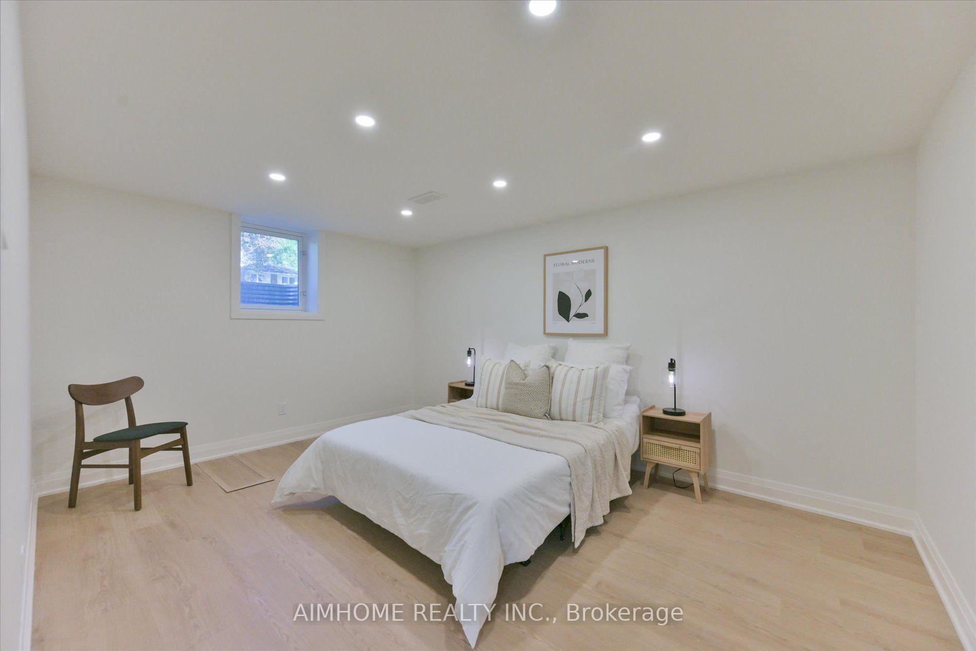 Photo 28 of 121 Wyndcliff Crescent, North York, Victoria Village — HOMEH