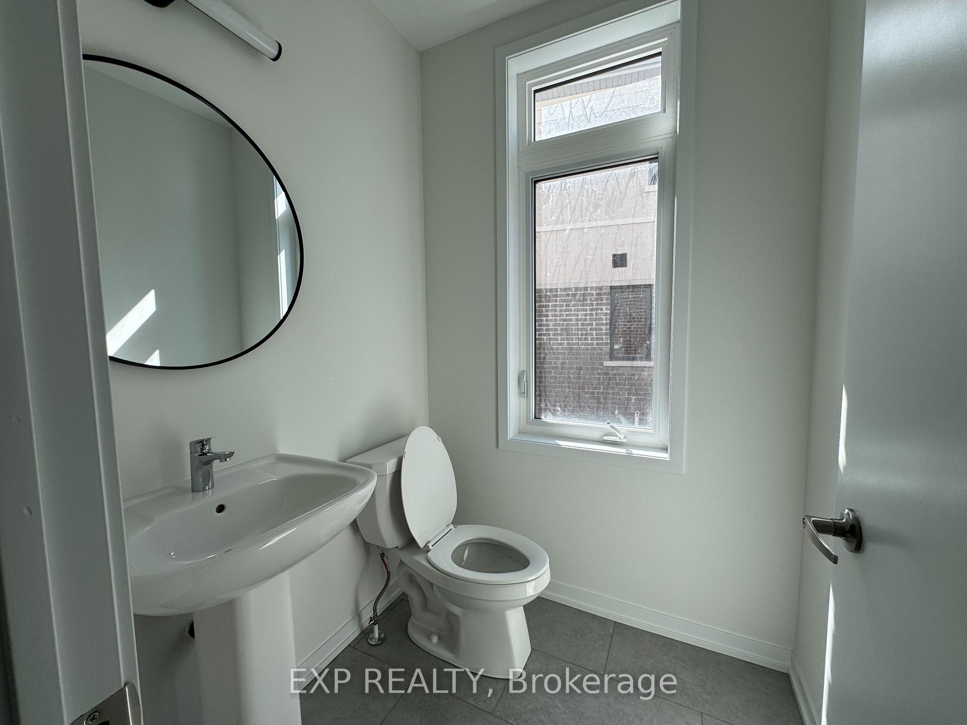 Photo 10 of 1472 19th Avenue, Richmond Hill, Rural Richmond Hill — HOMEH