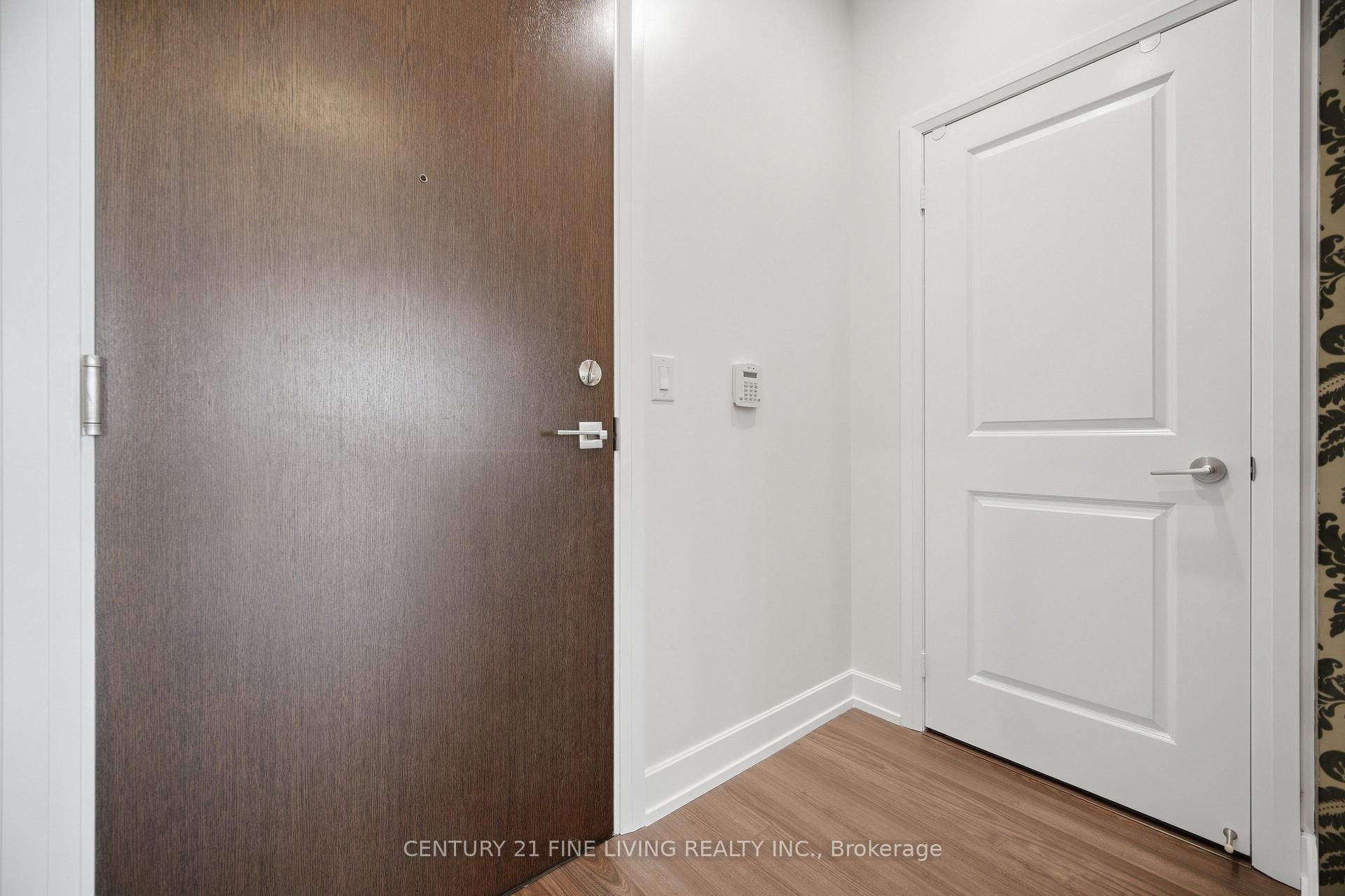 Photo 3 of Unit 207, 6 Eva Road, Etobicoke, Etobicoke West Mall — HOMEH