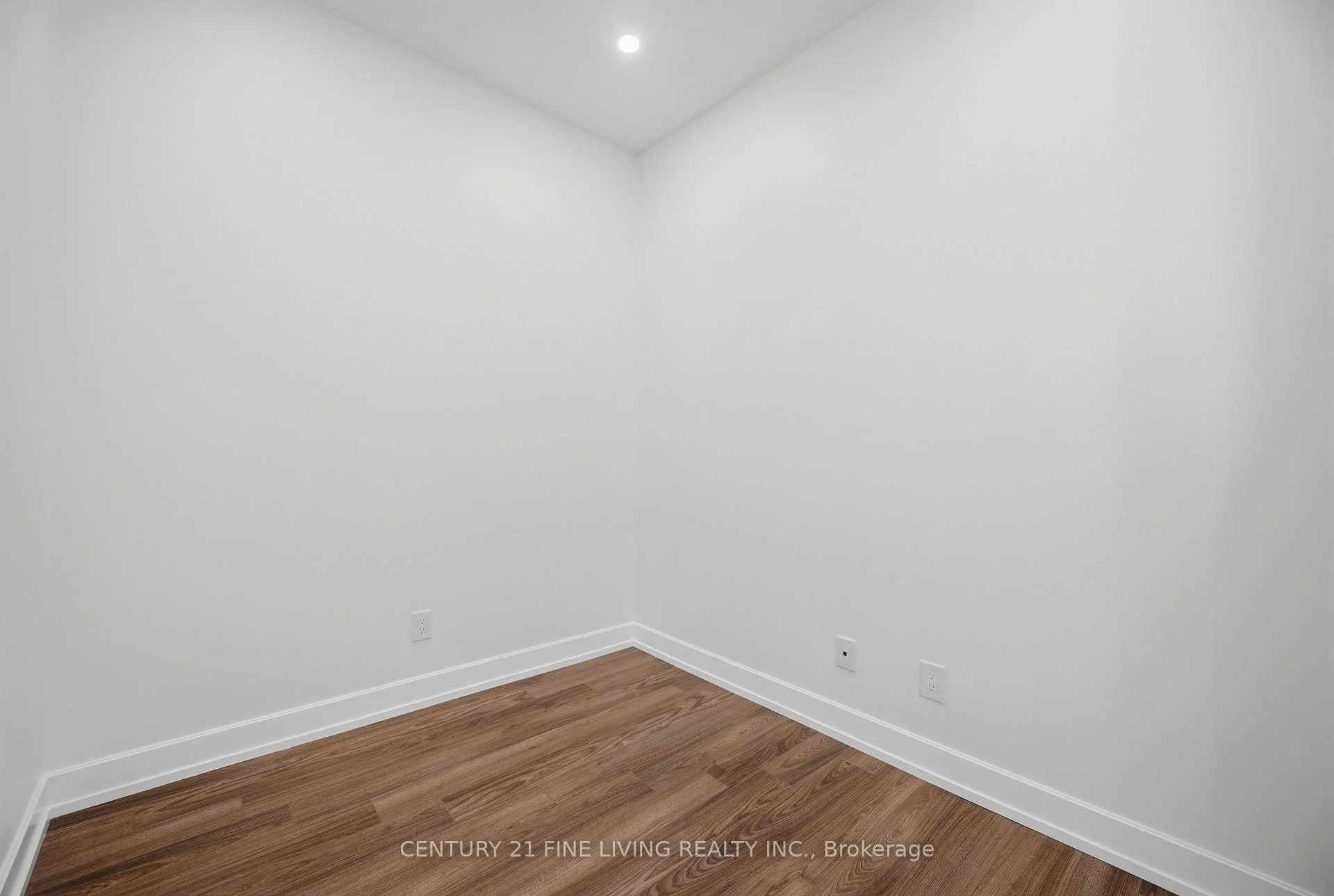 Photo 20 of Unit 207, 6 Eva Road, Etobicoke, Etobicoke West Mall — HOMEH