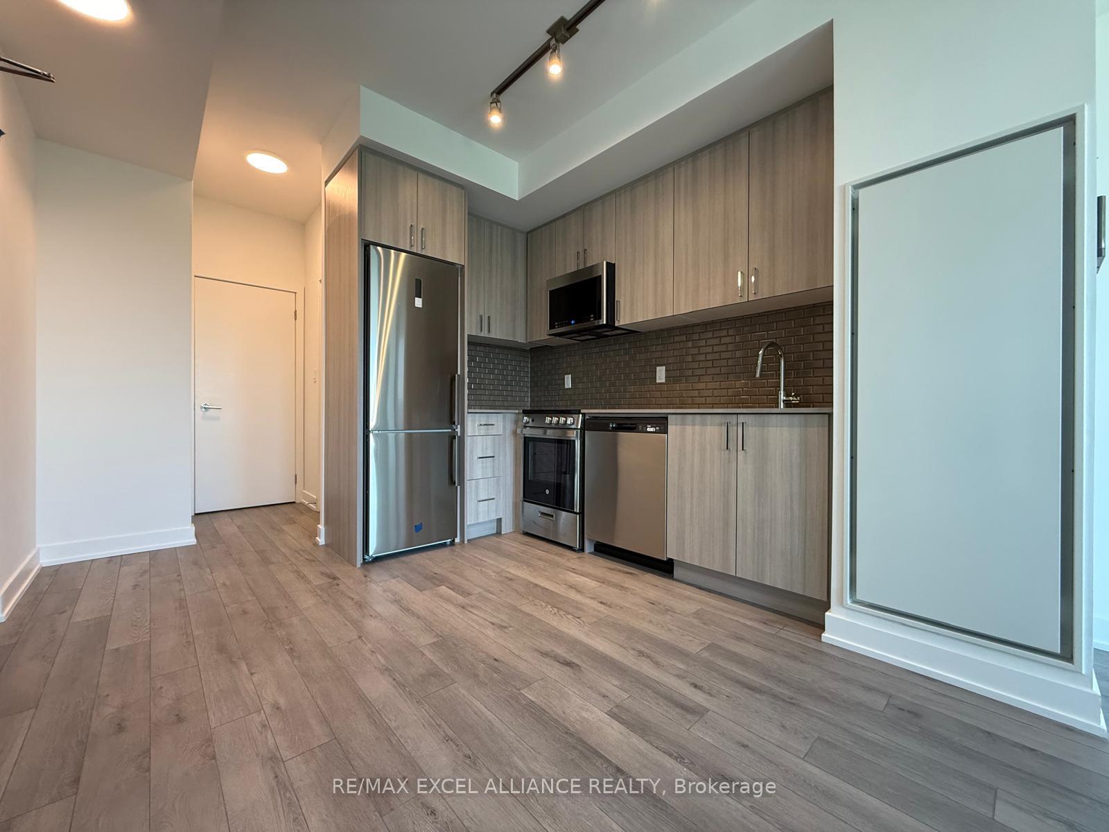Photo 5 of Unit 330, 1005 Dundas Street E, Oakville, Joshua Meadows — HOMEH