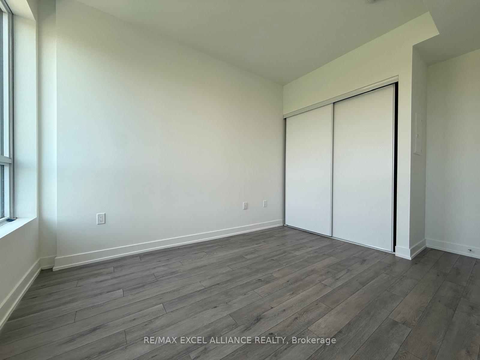 Photo 13 of Unit 330, 1005 Dundas Street E, Oakville, Joshua Meadows — HOMEH