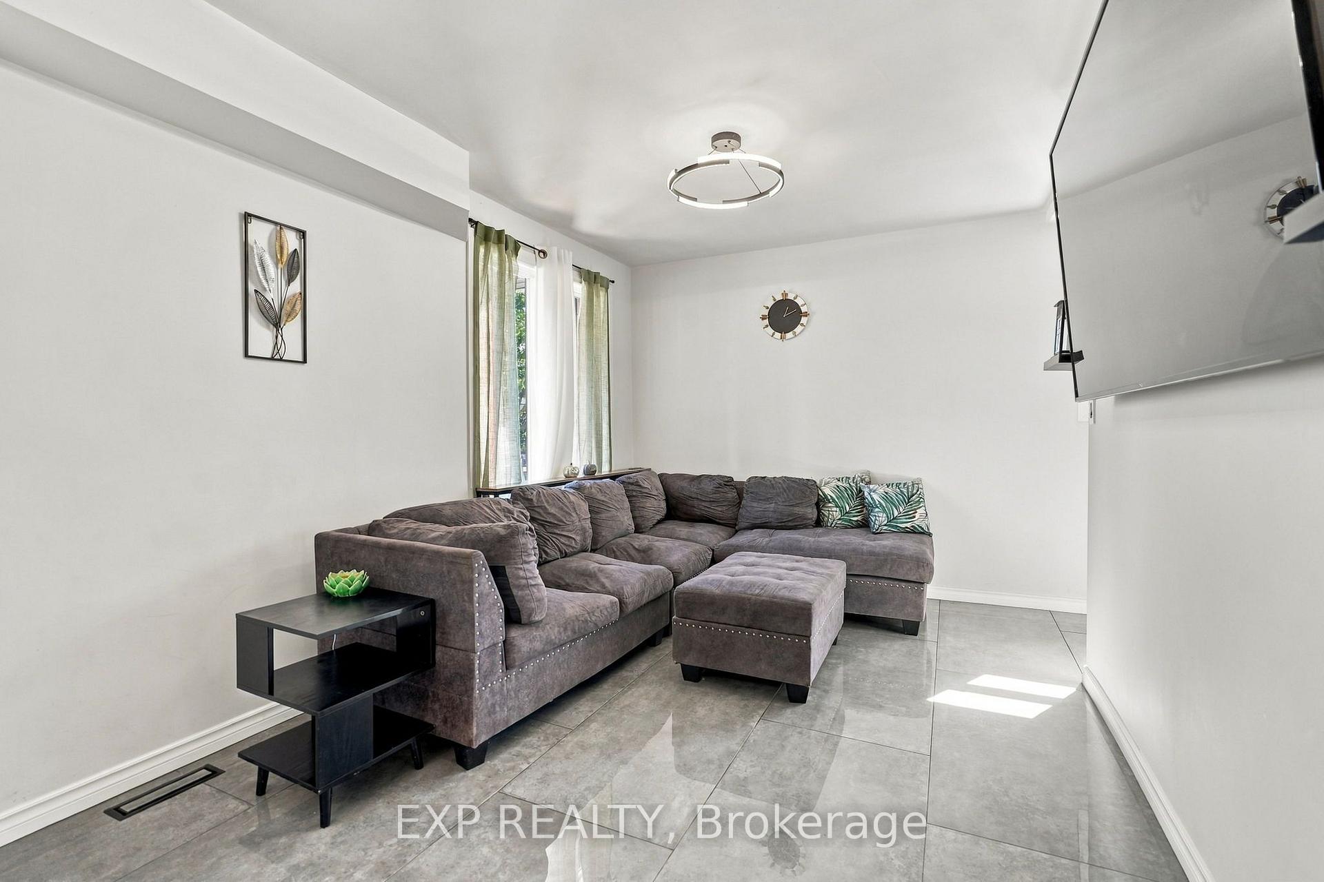 Photo 9 of 249 Wallace Avenue S, Welland, Lincoln/Crowland — HOMEH