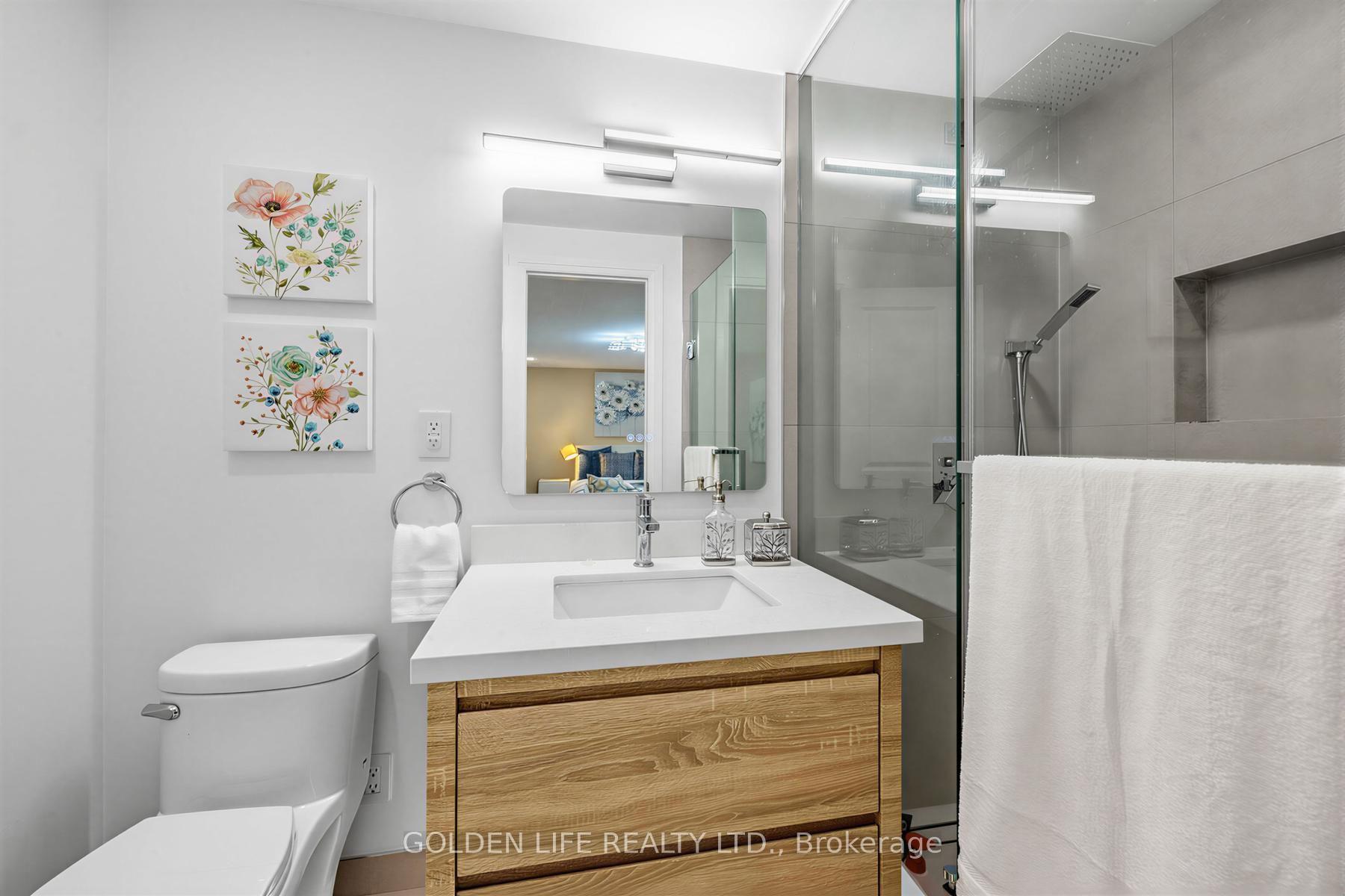 Photo 24 of 62 Longwater Chase, Markham, Unionville — HOMEH
