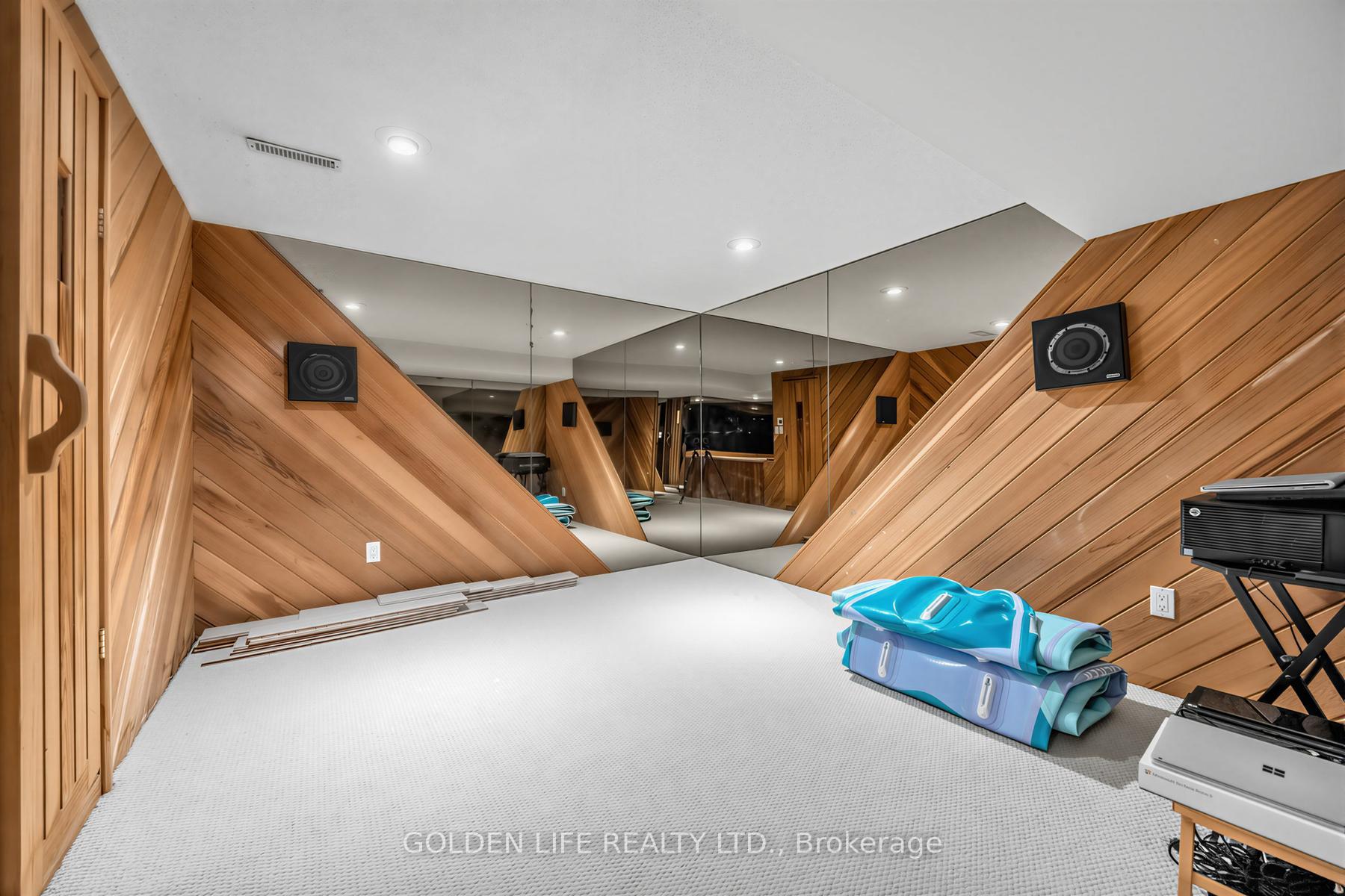 Photo 36 of 62 Longwater Chase, Markham, Unionville — HOMEH