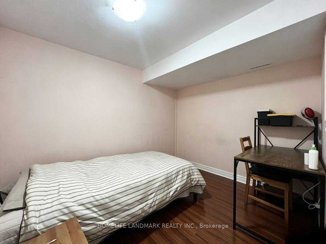Photo 3 of Unit BSMT, 17 New Havens Way, Markham, Thornhill — HOMEH