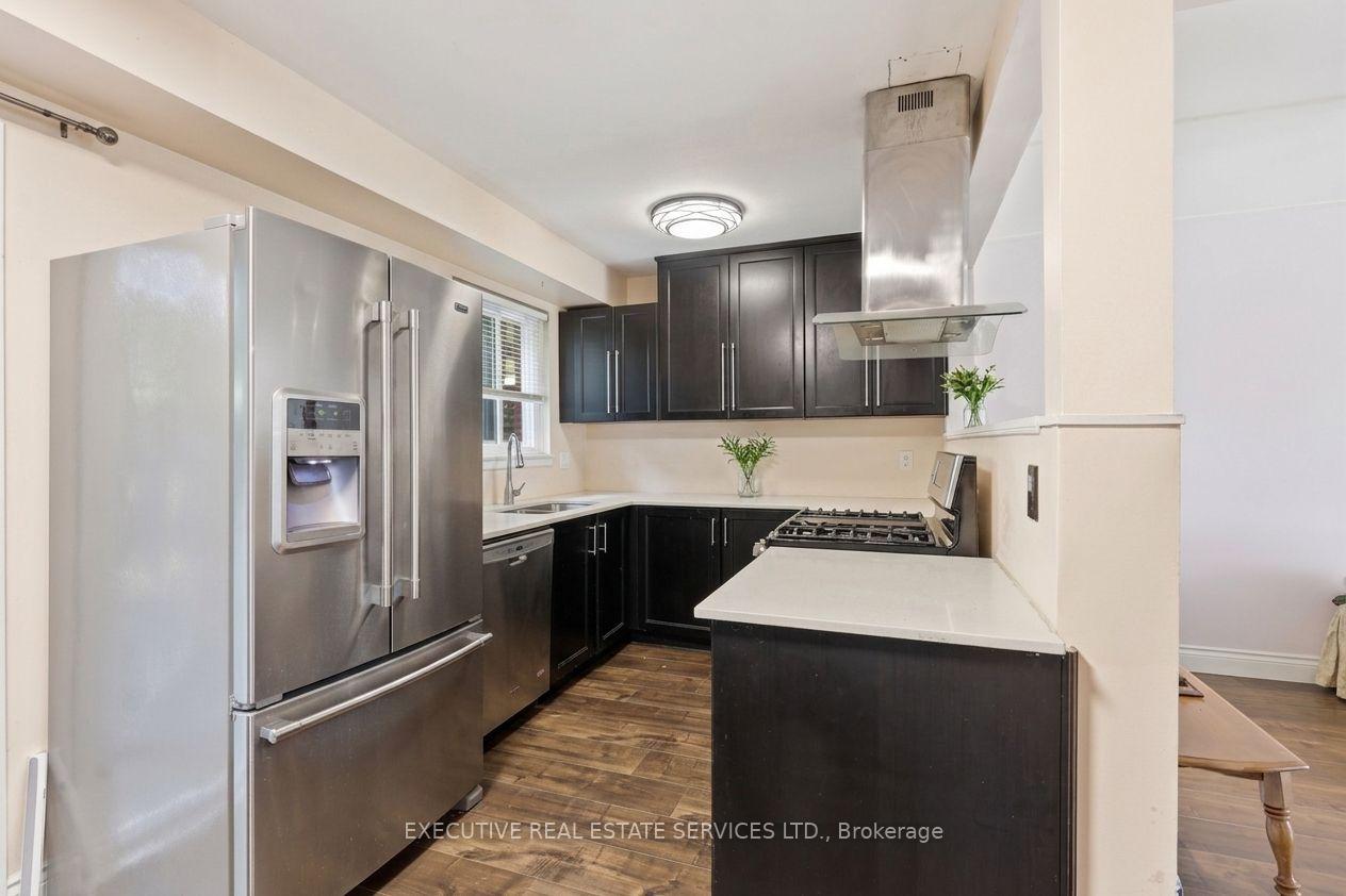 Photo 5 of 60 Chipwood Crescent, Brampton, Madoc — HOMEH