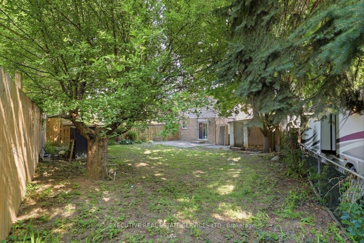 Photo 18 of 60 Chipwood Crescent, Brampton, Madoc — HOMEH