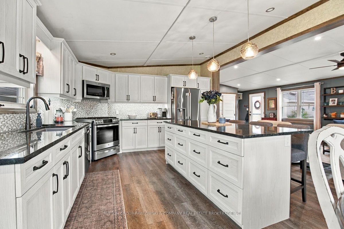 Photo 14 of Unit #101, 22790 Amiens Road, Middlesex Centre, Rural Middlesex Centre — HOMEH