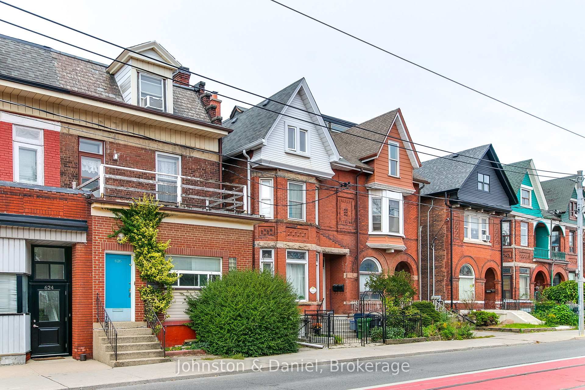 Photo 2 of 626 Bathurst Street, Toronto, Palmerston-Little Italy — HOMEH