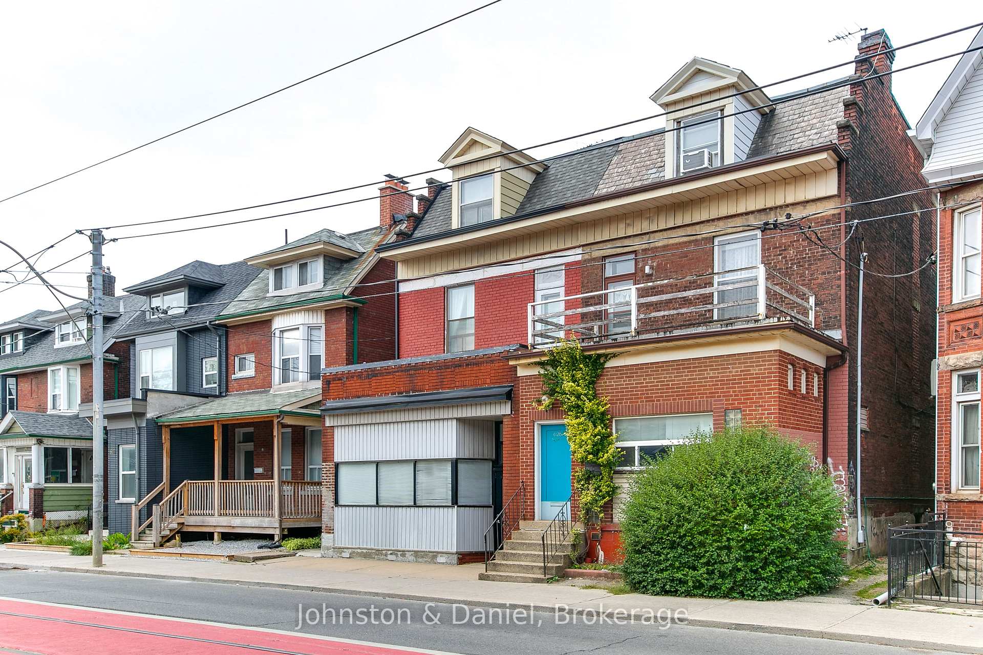 Photo 3 of 626 Bathurst Street, Toronto, Palmerston-Little Italy — HOMEH