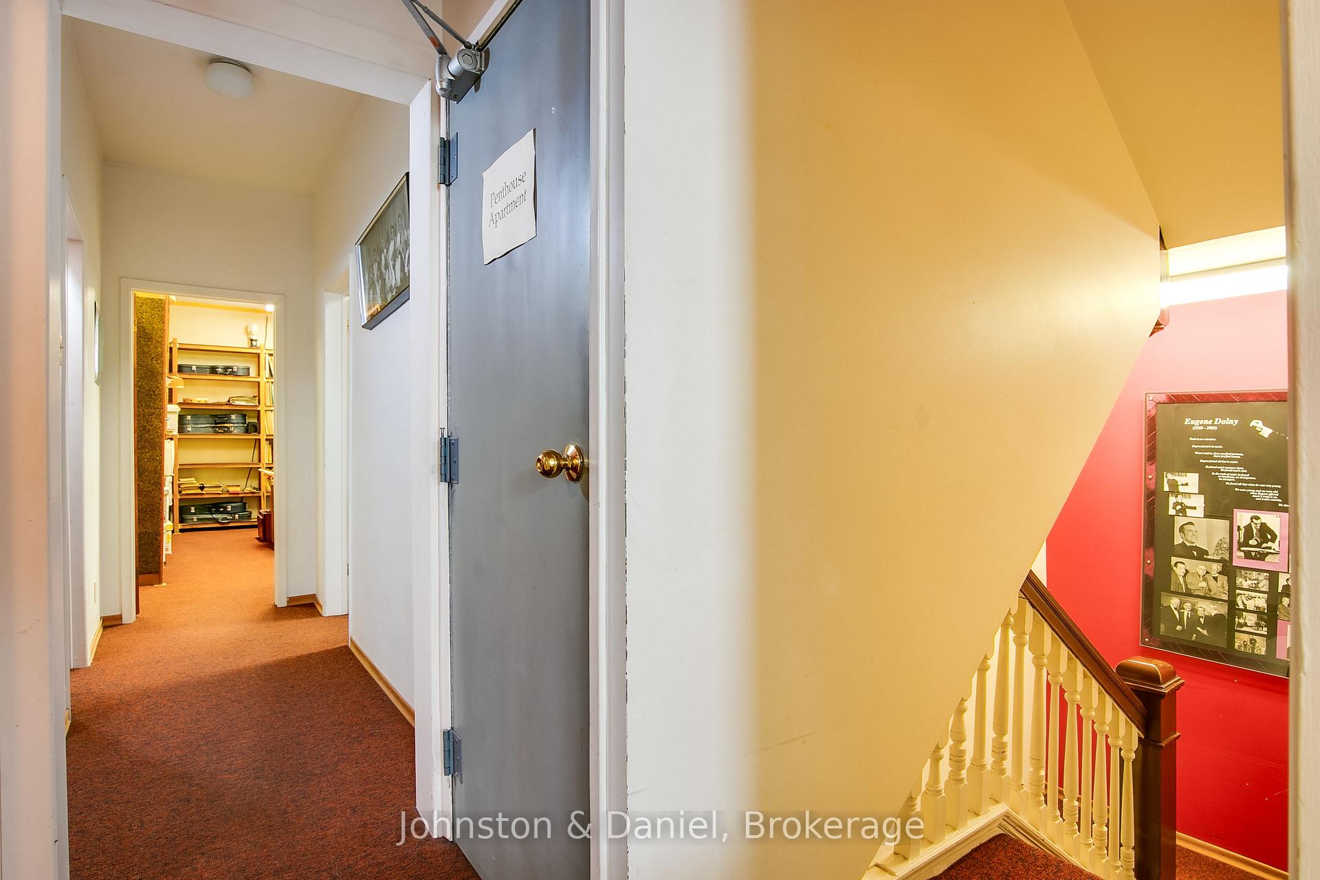 Photo 14 of 626 Bathurst Street, Toronto, Palmerston-Little Italy — HOMEH
