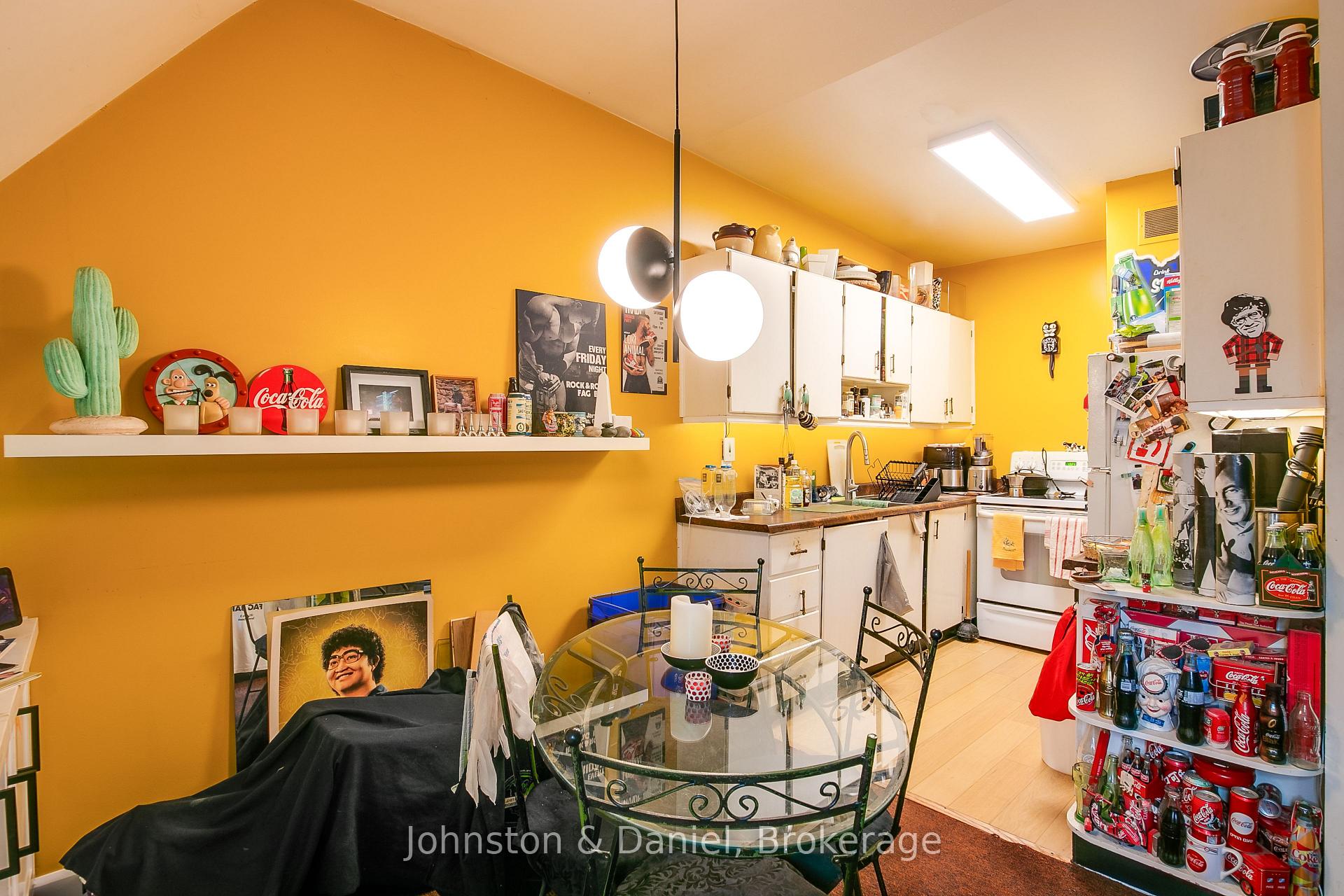 Photo 27 of 626 Bathurst Street, Toronto, Palmerston-Little Italy — HOMEH
