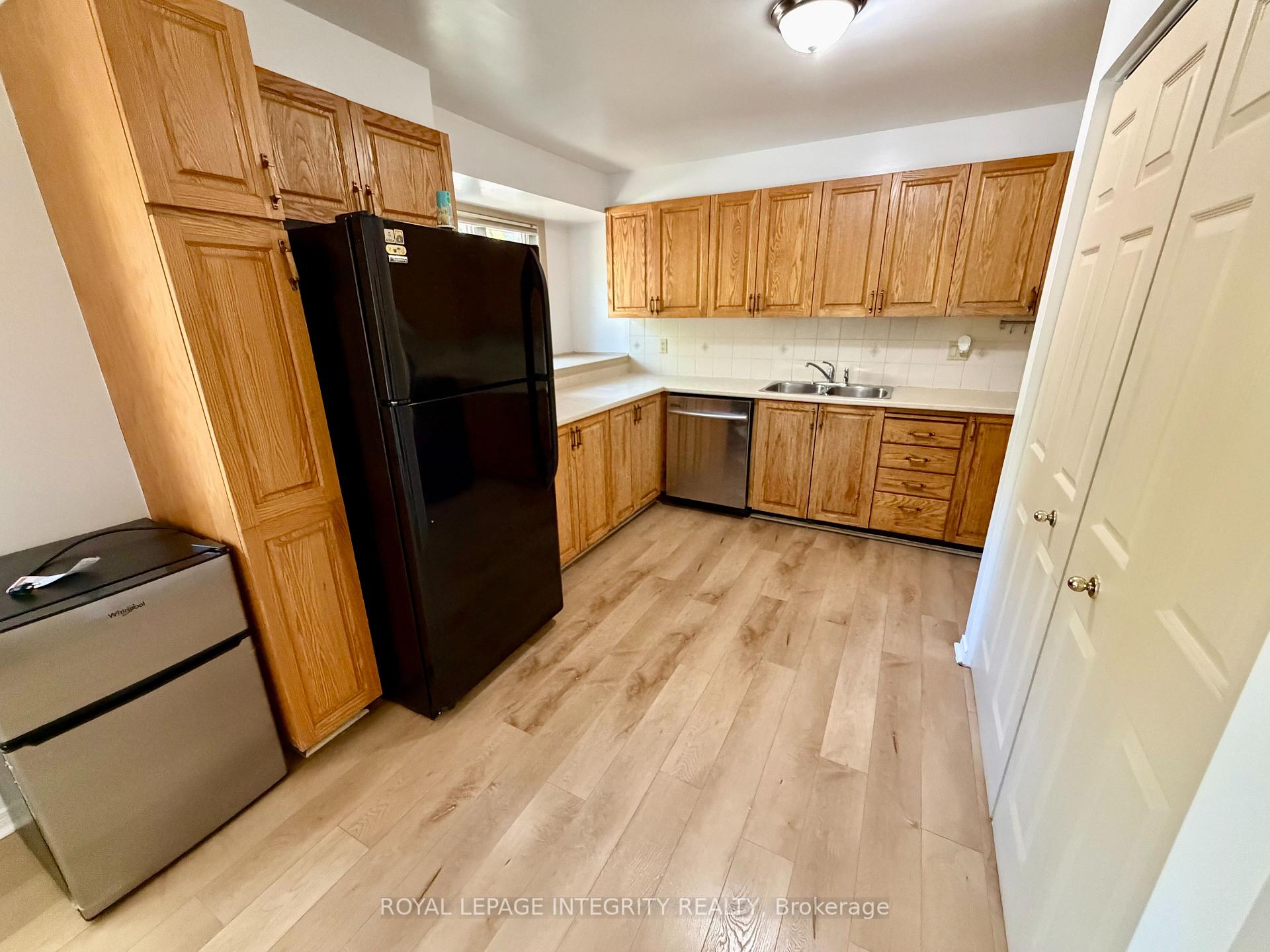 Photo 8 of 46 Arbordale Crescent, Ottawa, Centrepointe — HOMEH