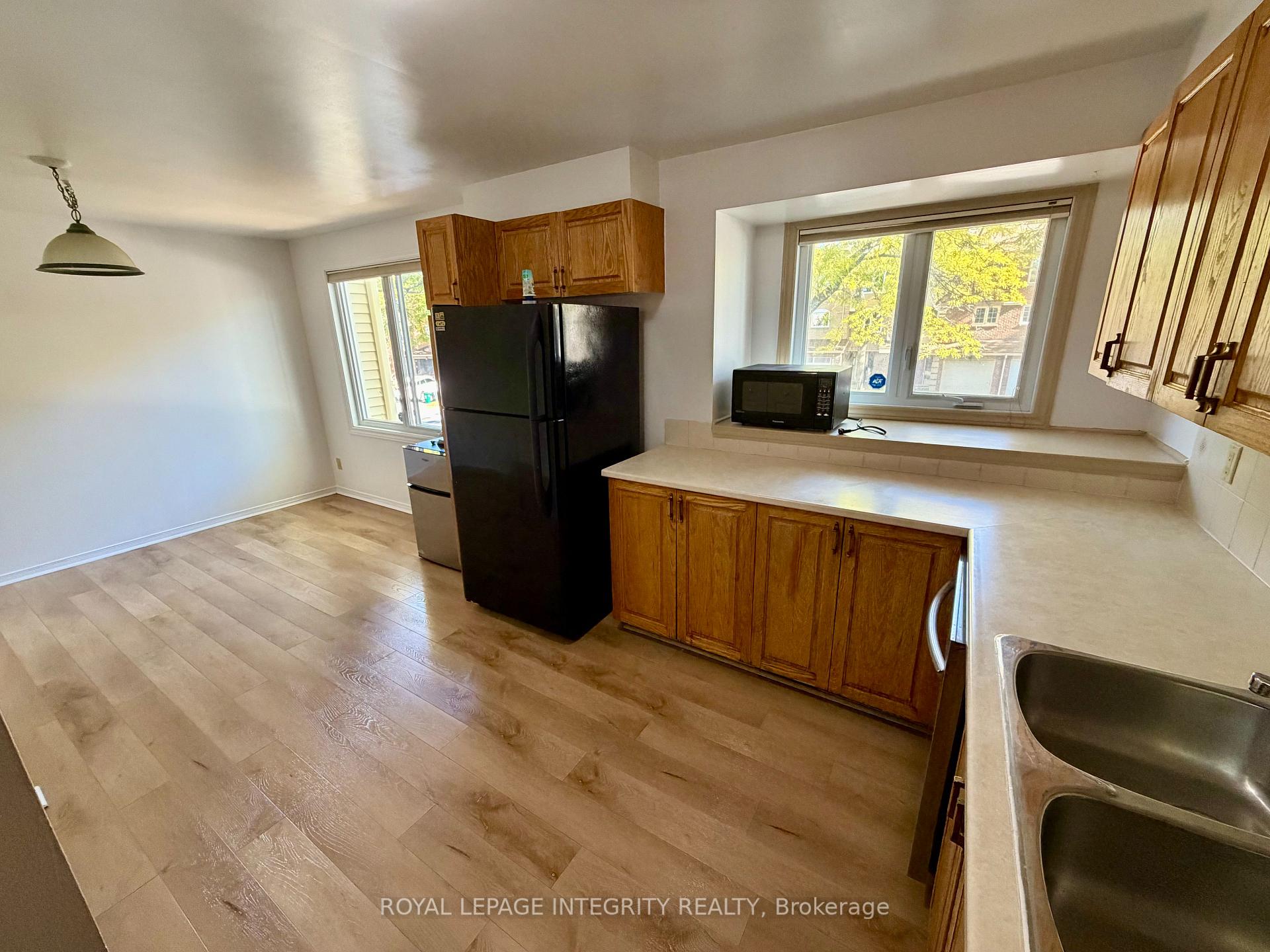Photo 9 of 46 Arbordale Crescent, Ottawa, Centrepointe — HOMEH