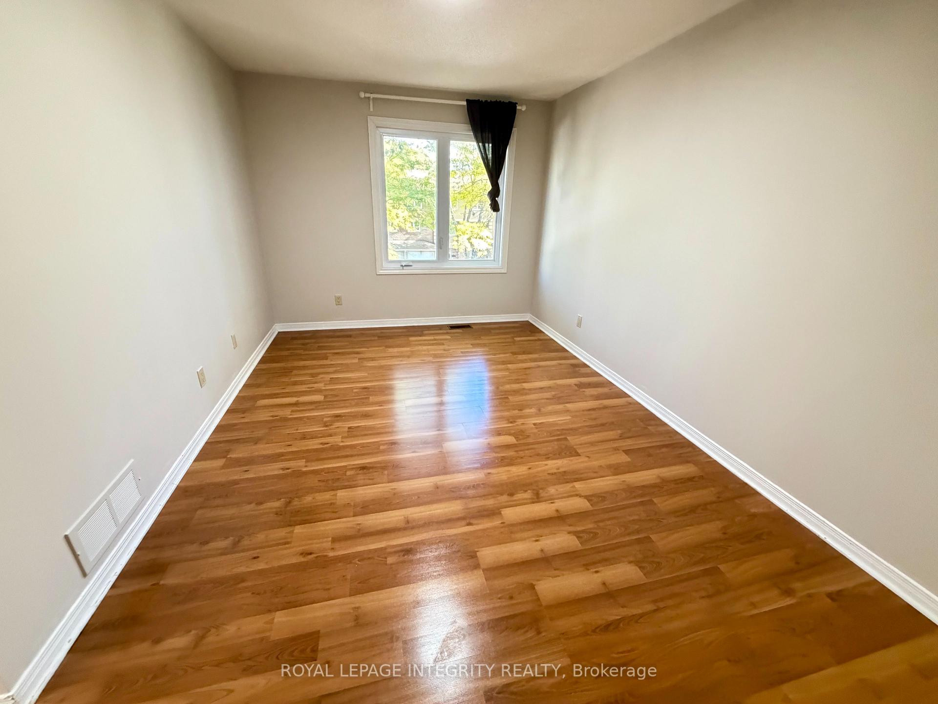Photo 14 of 46 Arbordale Crescent, Ottawa, Centrepointe — HOMEH