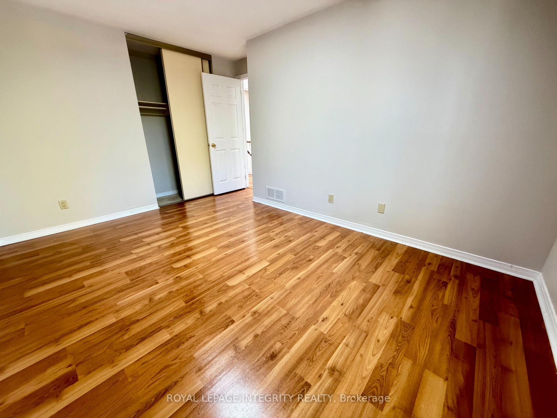 Photo 15 of 46 Arbordale Crescent, Ottawa, Centrepointe — HOMEH