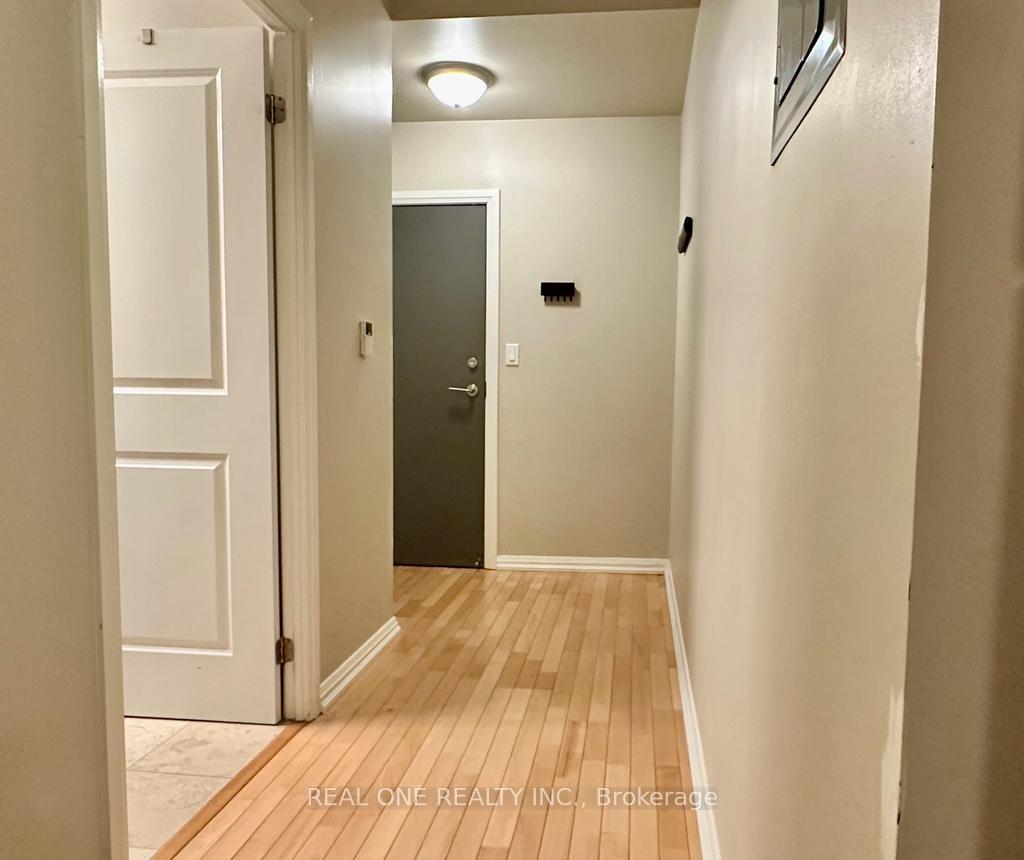Photo 3 of Unit 408, 35 Hayden Street, Toronto, Church-Yonge Corridor — HOMEH