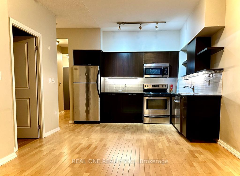 Photo 5 of Unit 408, 35 Hayden Street, Toronto, Church-Yonge Corridor — HOMEH