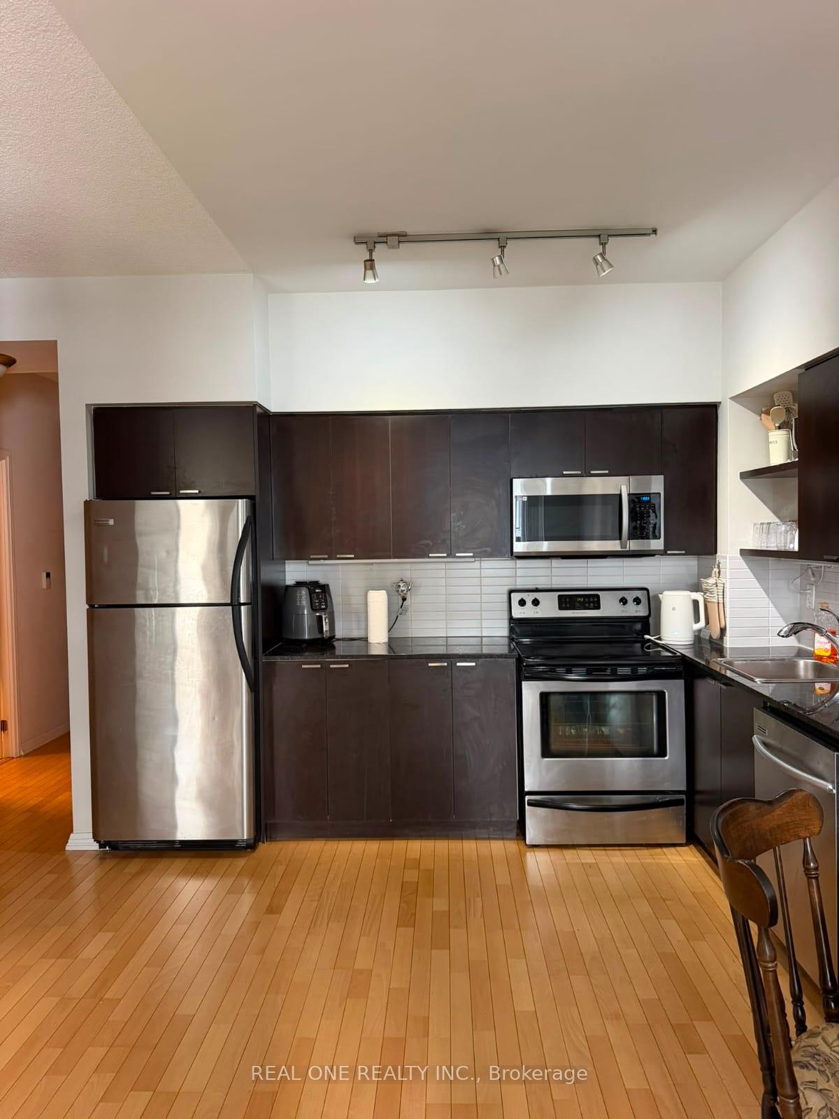 Photo 6 of Unit 408, 35 Hayden Street, Toronto, Church-Yonge Corridor — HOMEH