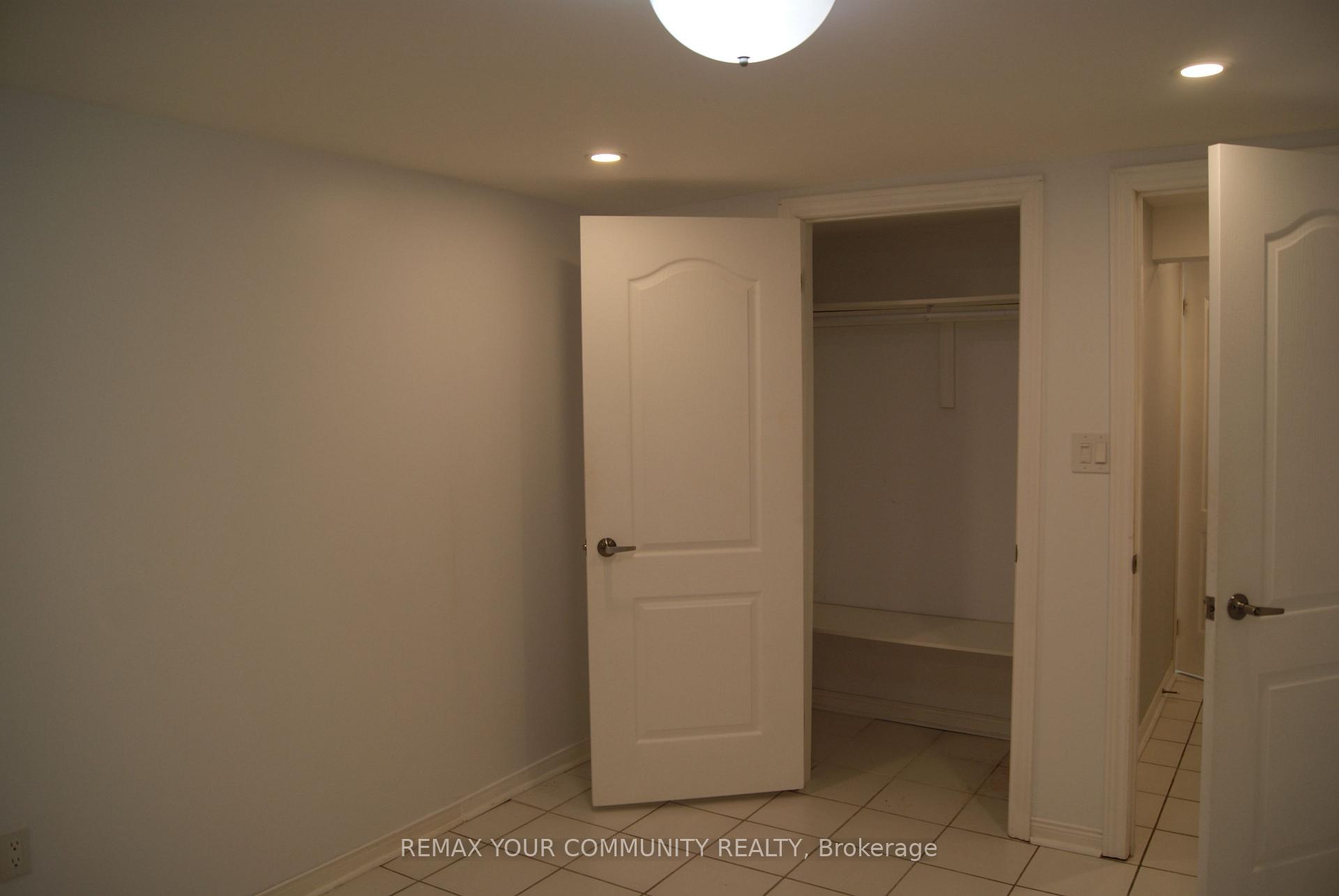 Photo 9 of 53 Lamar Street, Vaughan, Maple — HOMEH