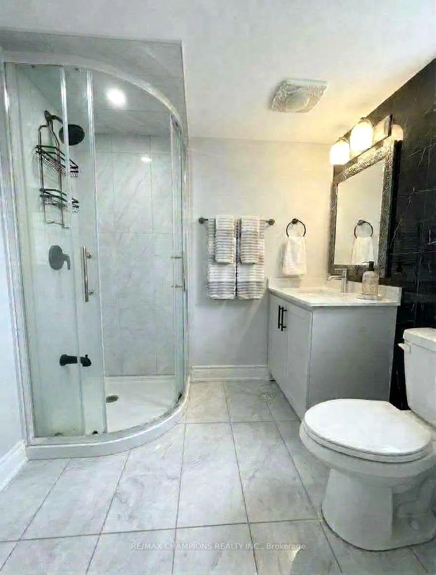 Photo 9 of Unit Bsmt-1, 13 Black Diamond Crescent, Brampton, Credit Valley — HOMEH