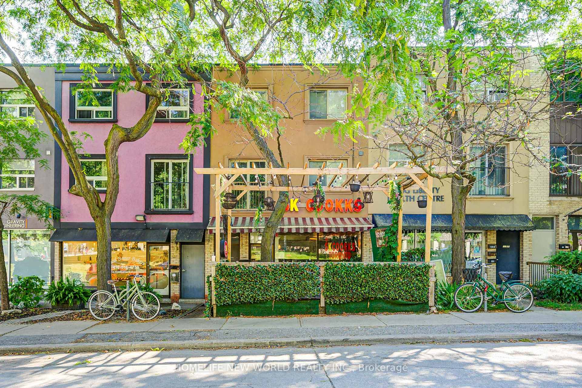 Photo of Unit B, 133 Jefferson Avenue