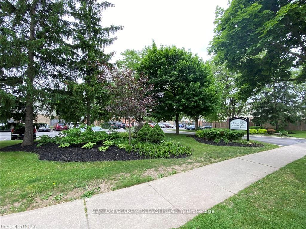 Photo 4 of 93 Conway Drive, London, South X — HOMEH