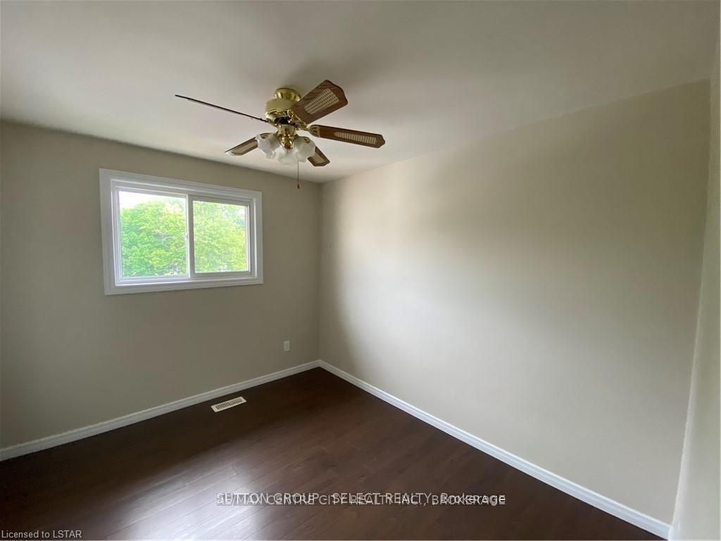 Photo 14 of 93 Conway Drive, London, South X — HOMEH