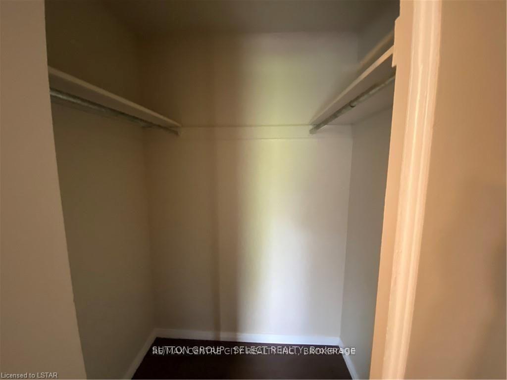 Photo 16 of 93 Conway Drive, London, South X — HOMEH