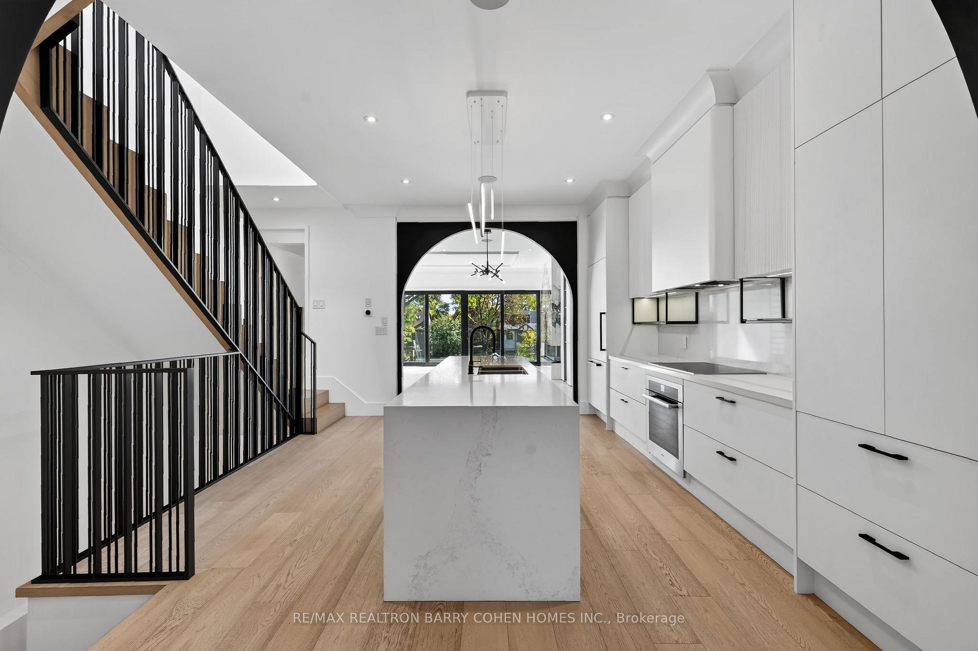 Photo 6 of 119 Glengrove Avenue W, Toronto, Lawrence Park South — HOMEH