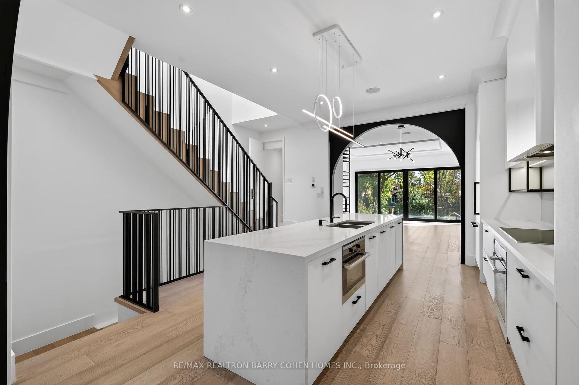 Photo 7 of 119 Glengrove Avenue W, Toronto, Lawrence Park South — HOMEH