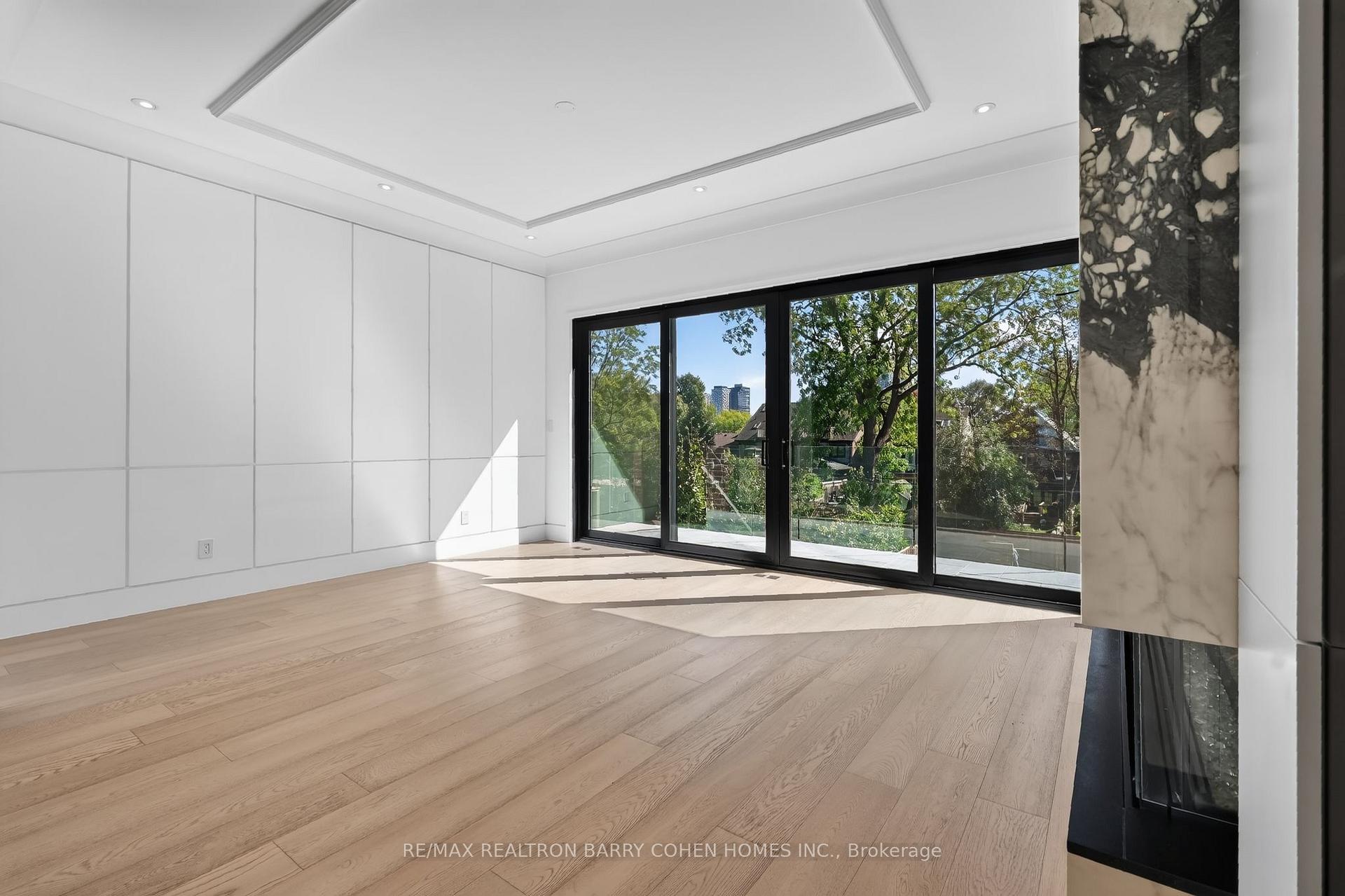 Photo 16 of 119 Glengrove Avenue W, Toronto, Lawrence Park South — HOMEH