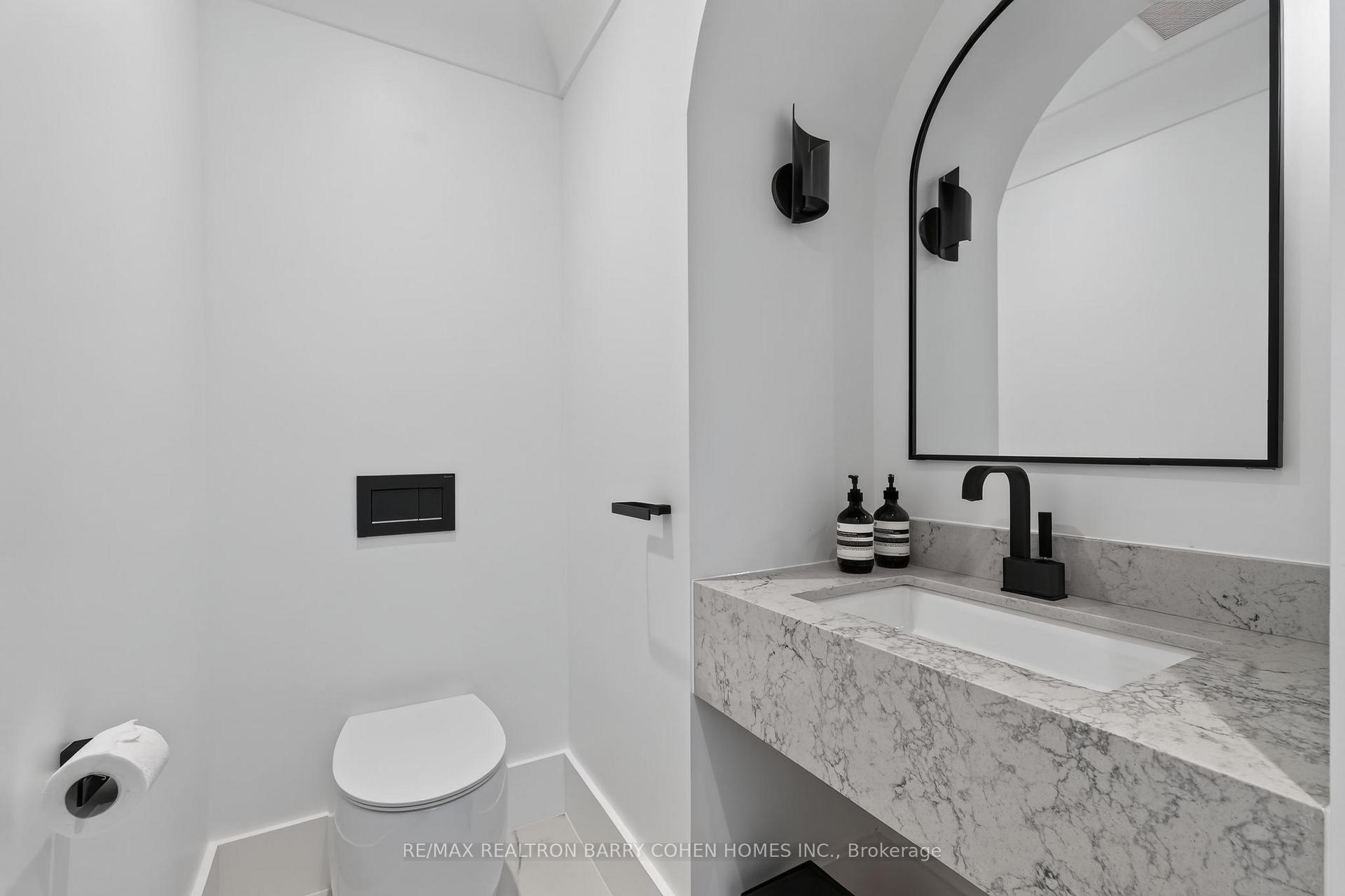 Photo 19 of 119 Glengrove Avenue W, Toronto, Lawrence Park South — HOMEH