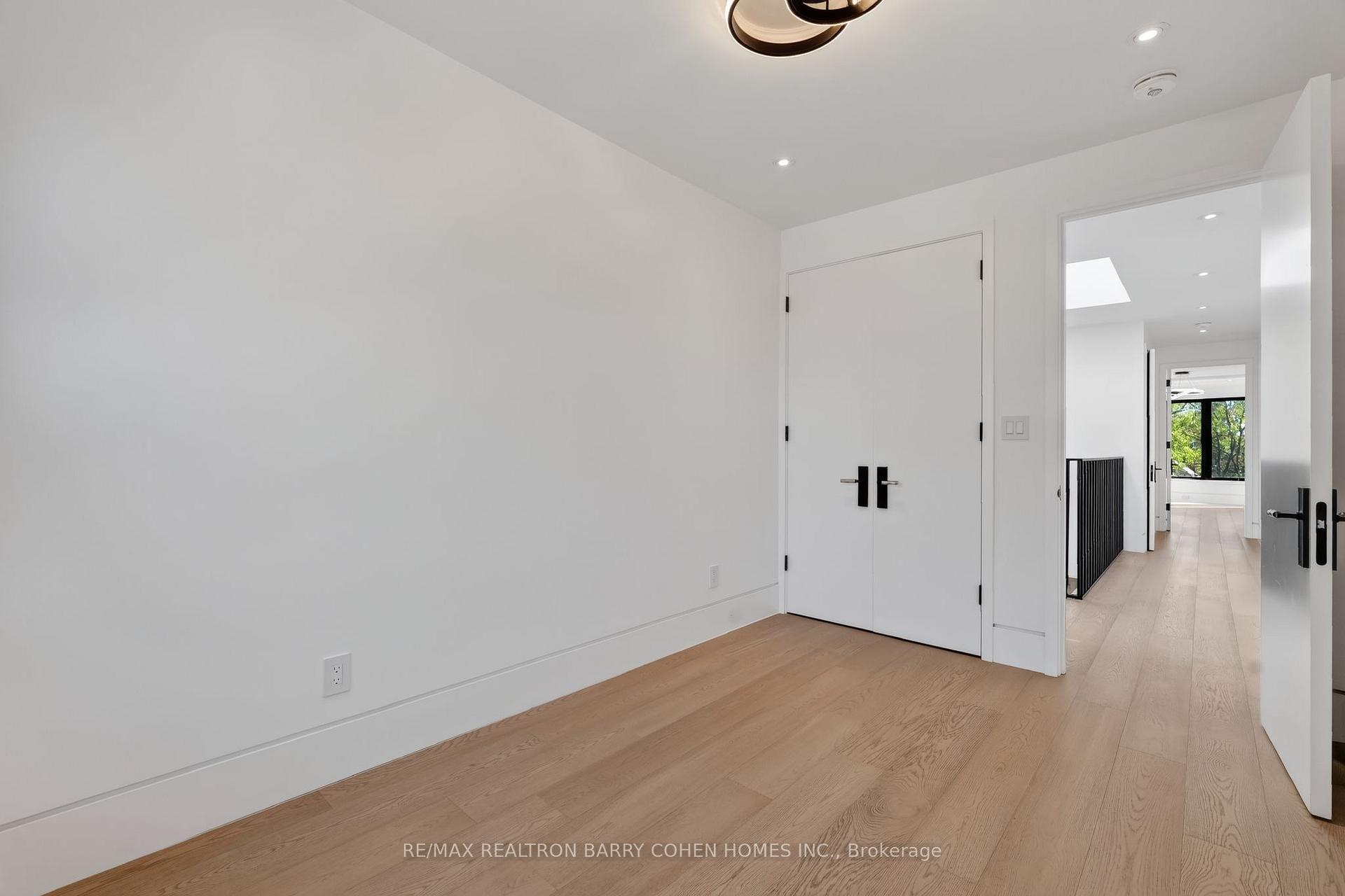 Photo 27 of 119 Glengrove Avenue W, Toronto, Lawrence Park South — HOMEH