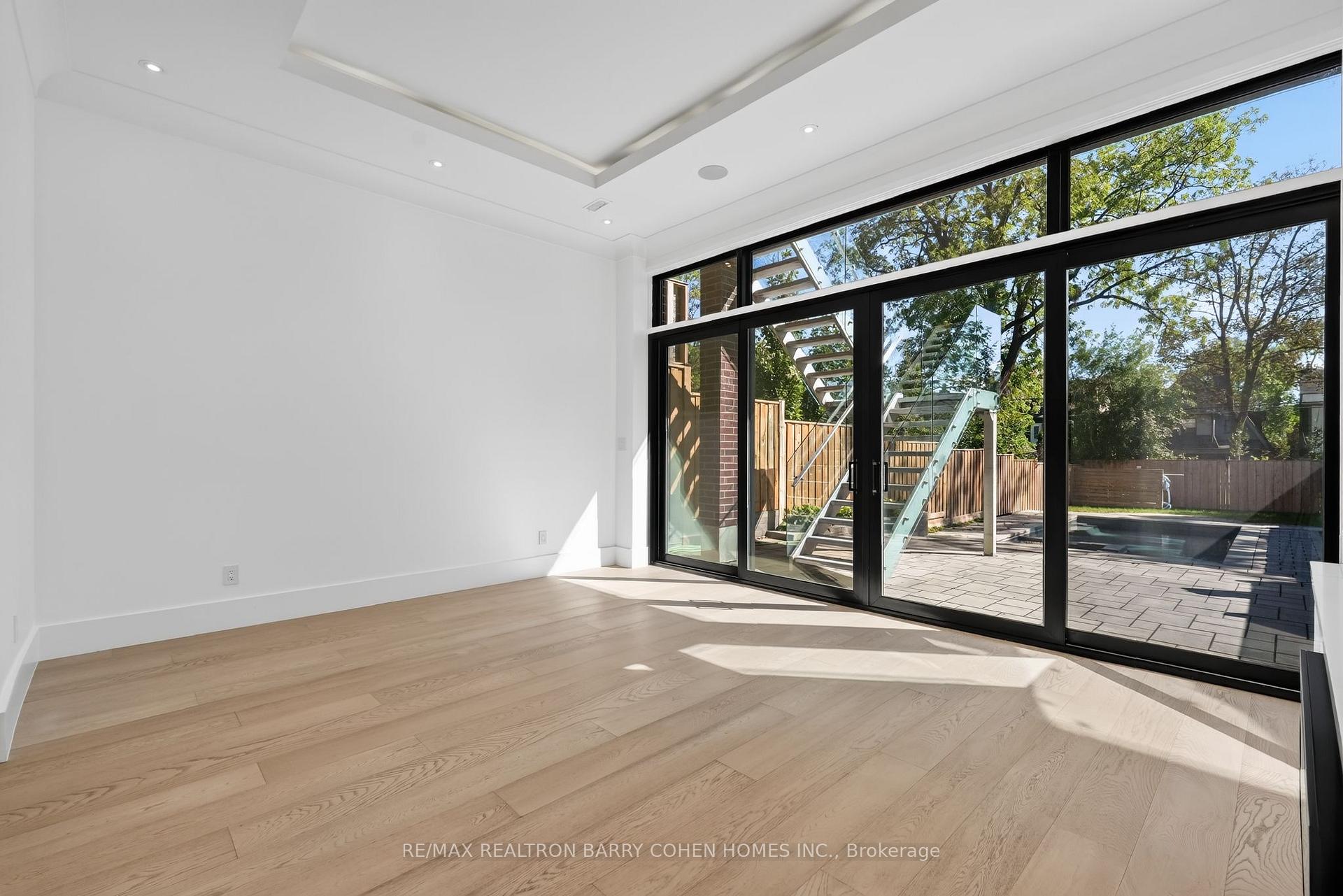 Photo 39 of 119 Glengrove Avenue W, Toronto, Lawrence Park South — HOMEH