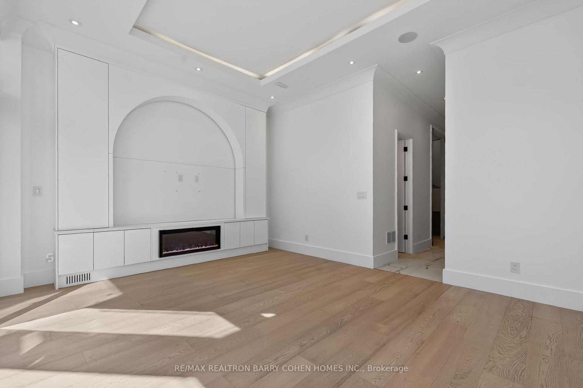 Photo 42 of 119 Glengrove Avenue W, Toronto, Lawrence Park South — HOMEH