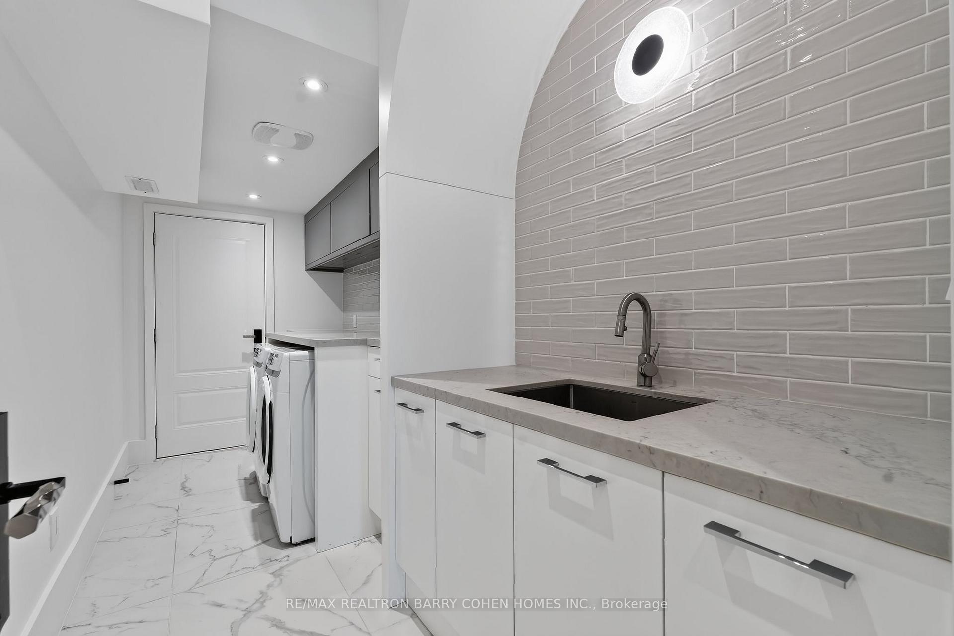 Photo 43 of 119 Glengrove Avenue W, Toronto, Lawrence Park South — HOMEH