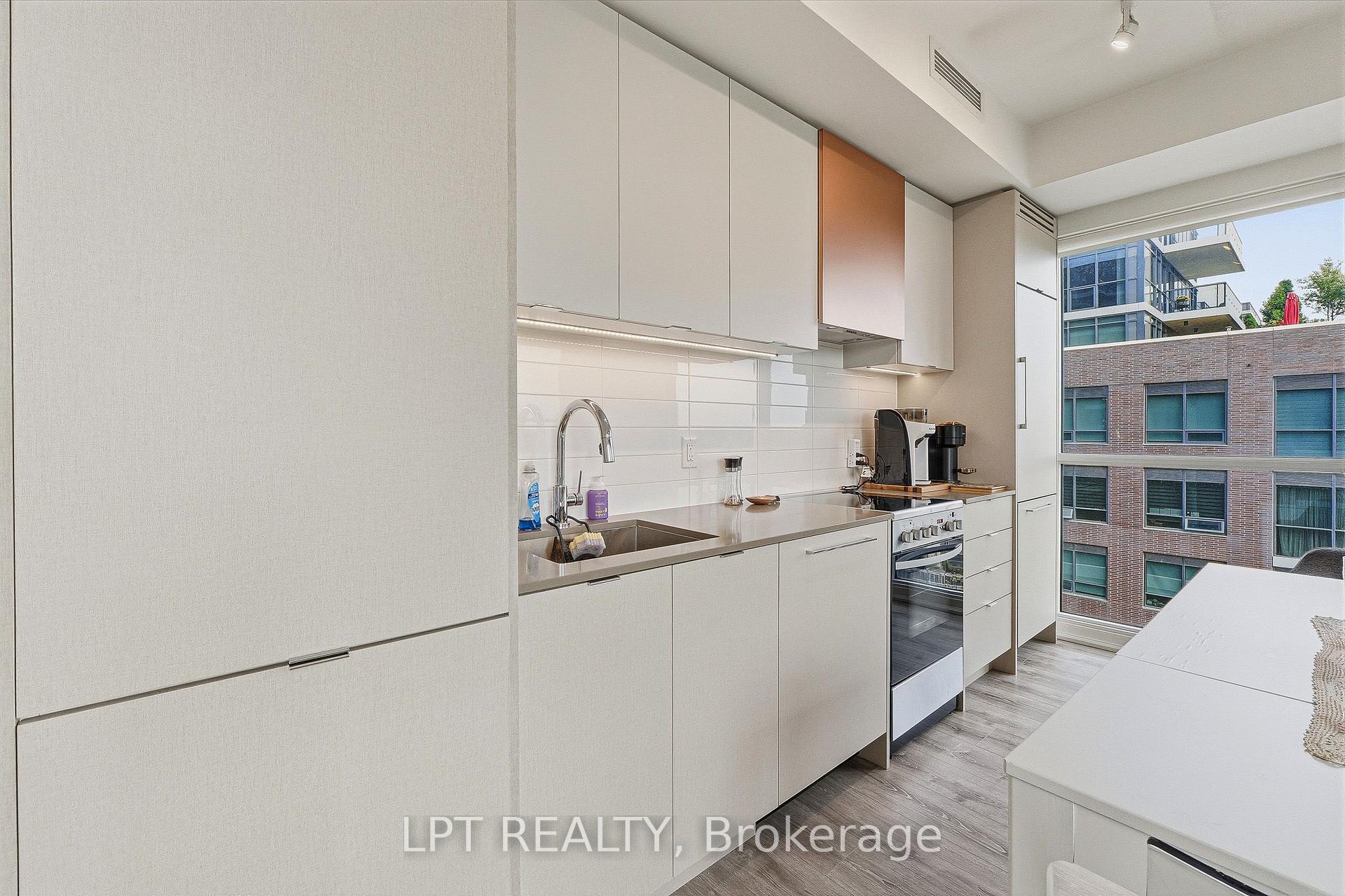 Photo 19 of Unit 709, 10 Gibbs Road, Etobicoke, Islington-City Centre West — HOMEH