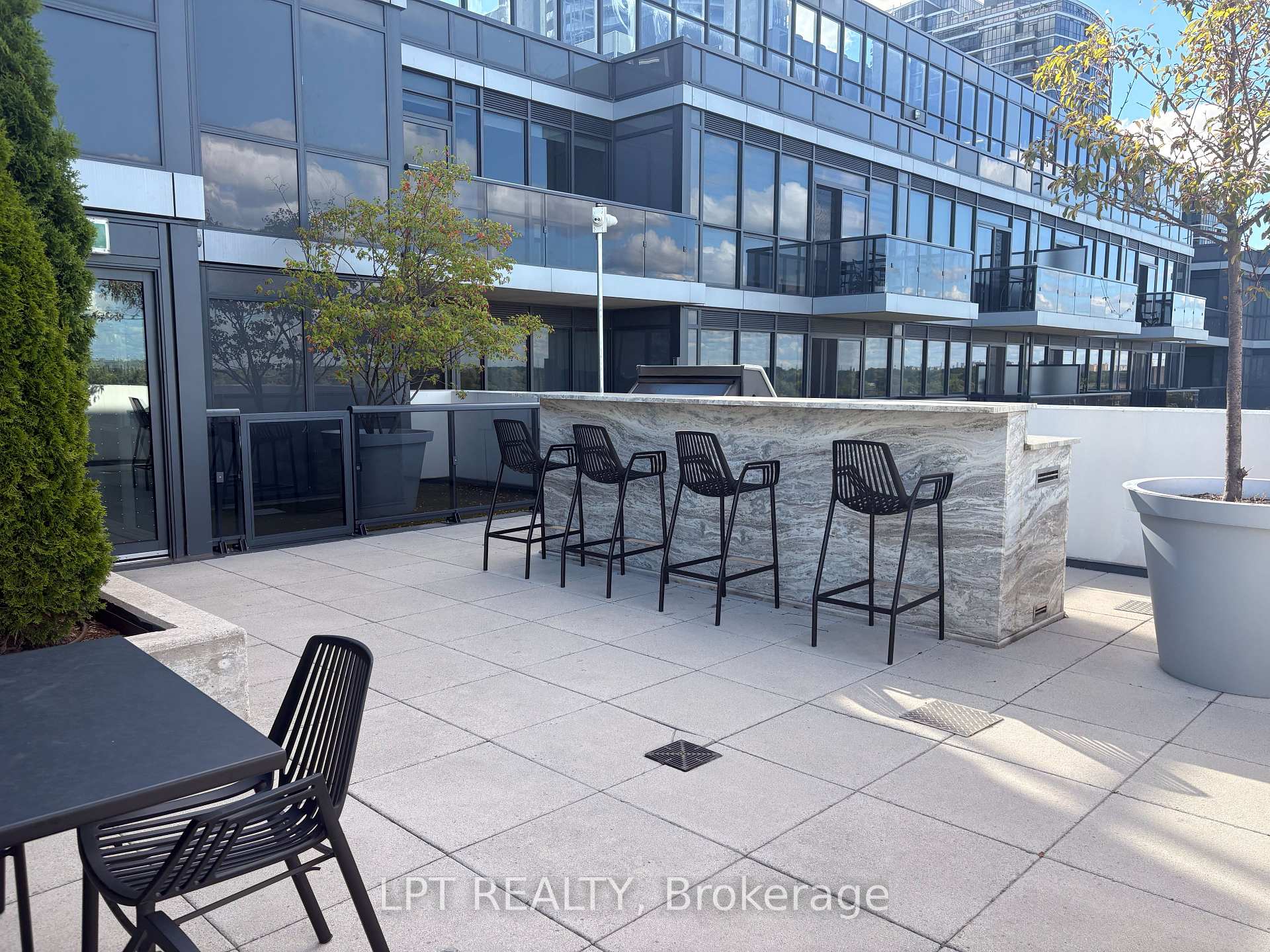Photo 34 of Unit 709, 10 Gibbs Road, Etobicoke, Islington-City Centre West — HOMEH