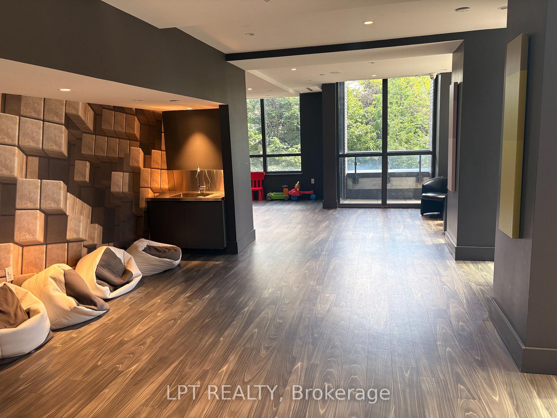 Photo 41 of Unit 709, 10 Gibbs Road, Etobicoke, Islington-City Centre West — HOMEH