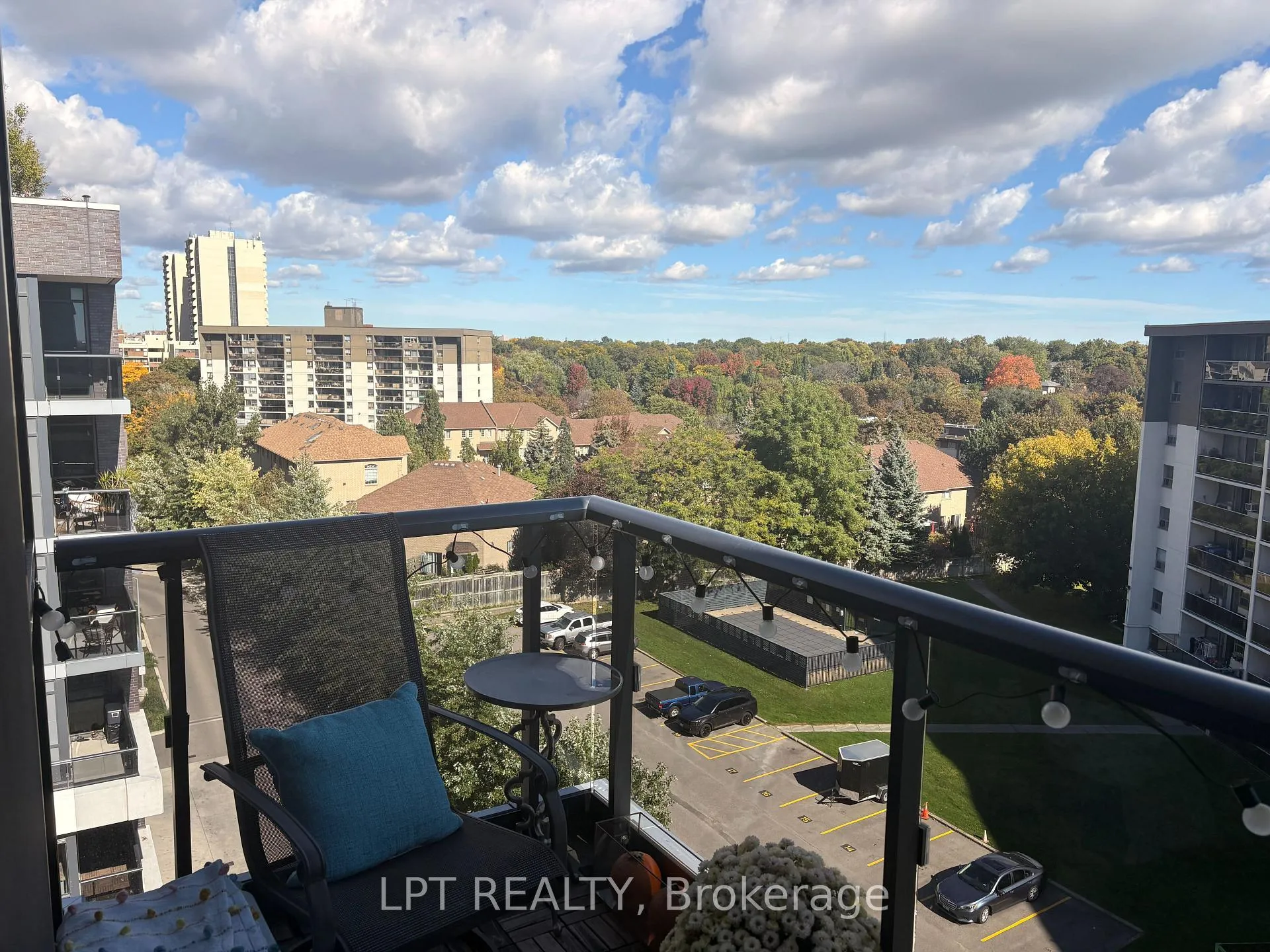 Photo 5 of Unit 709, 10 Gibbs Road, Etobicoke, Islington-City Centre West — HOMEH