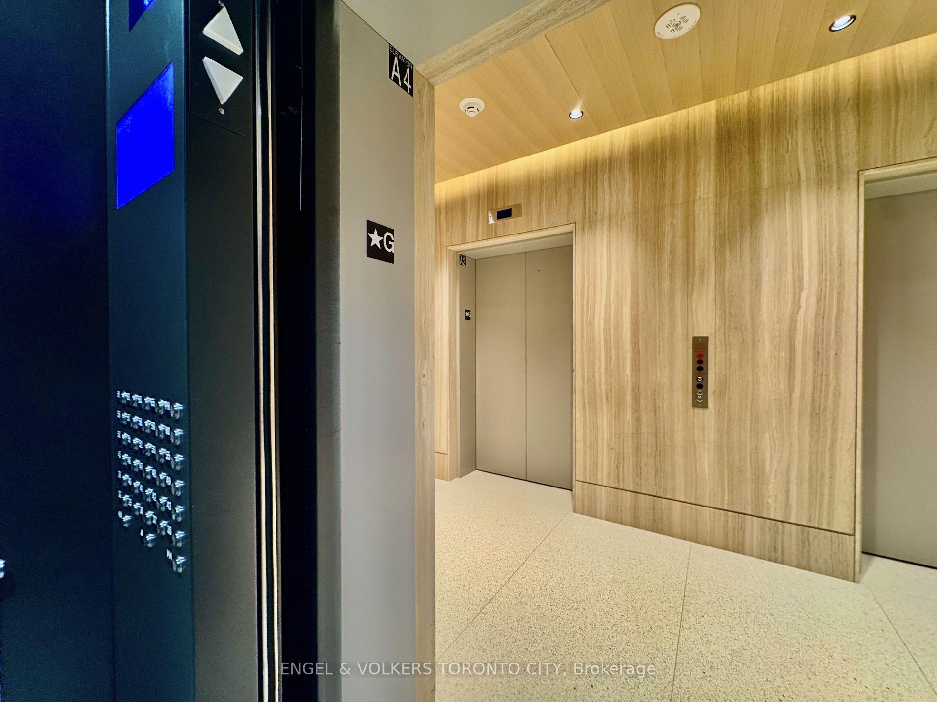Photo 6 of Unit 3203, 225 Commerce Street, Vaughan, Vaughan Corporate Centre — HOMEH
