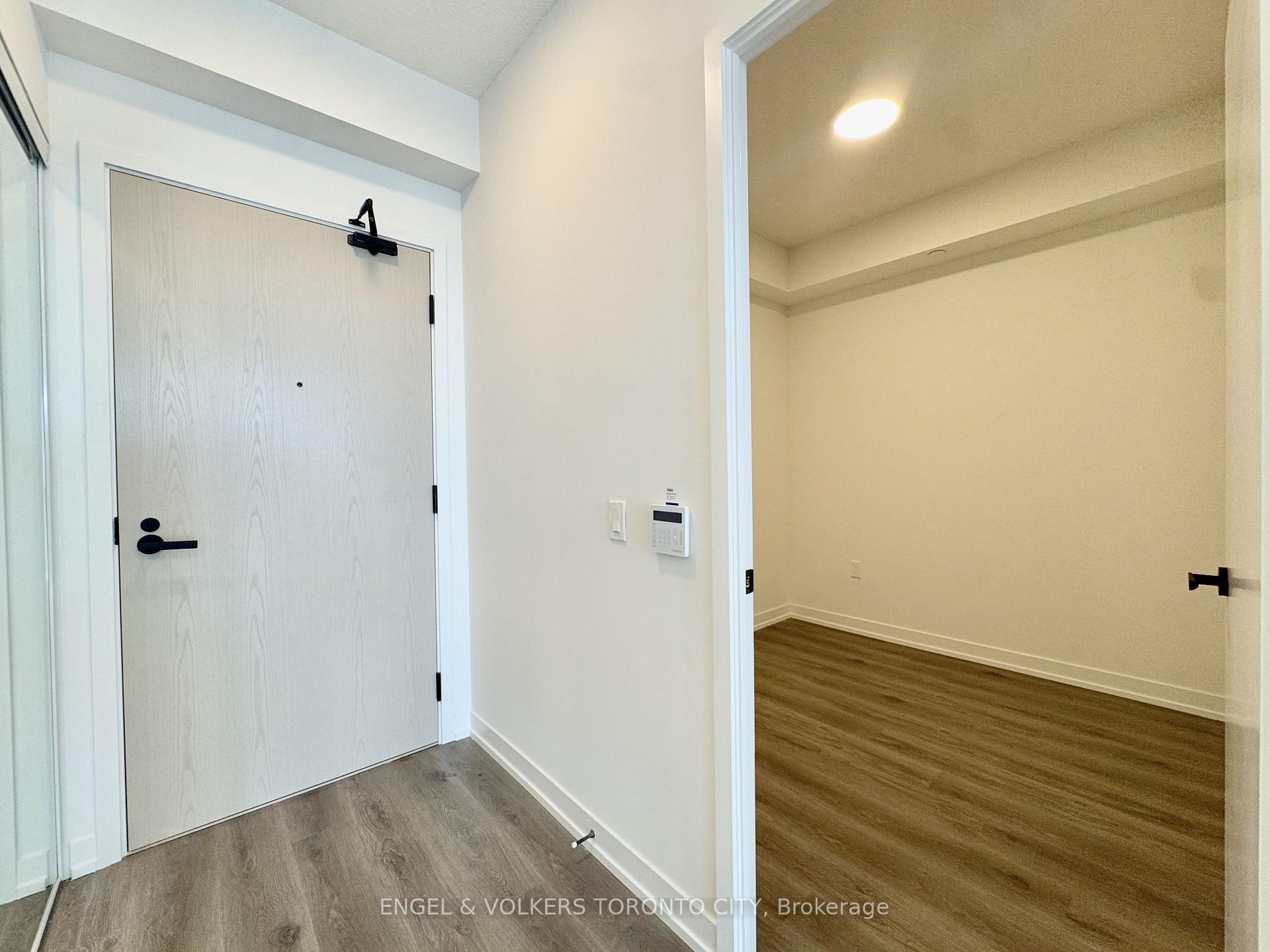Photo 9 of Unit 3203, 225 Commerce Street, Vaughan, Vaughan Corporate Centre — HOMEH