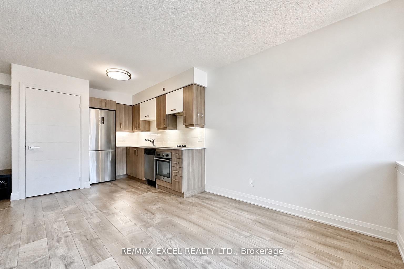 Photo 10 of Unit 703, 18 Uptown Drive, Markham, Unionville — HOMEH