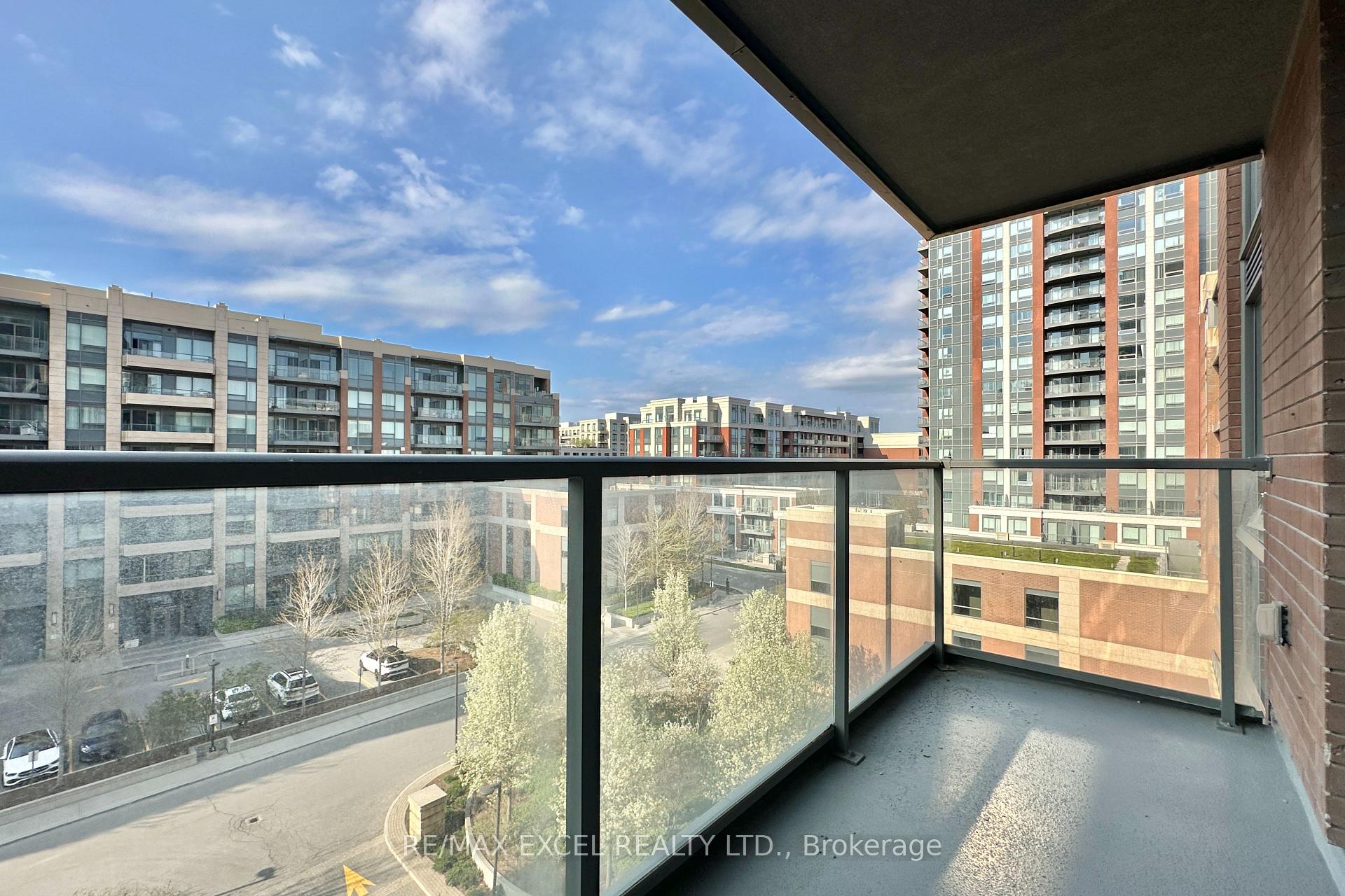 Photo 21 of Unit 703, 18 Uptown Drive, Markham, Unionville — HOMEH
